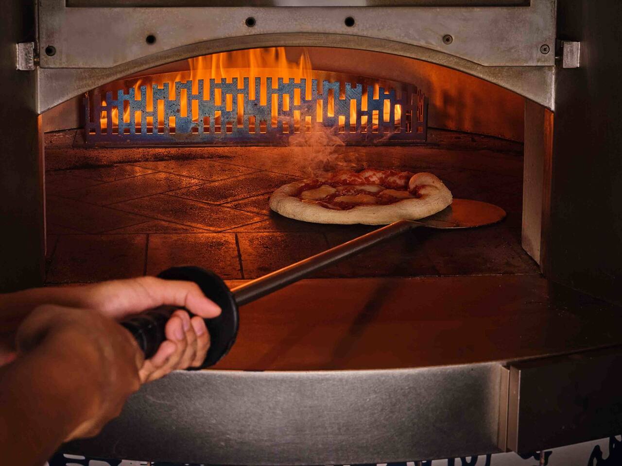 La Cucina Wood Oven