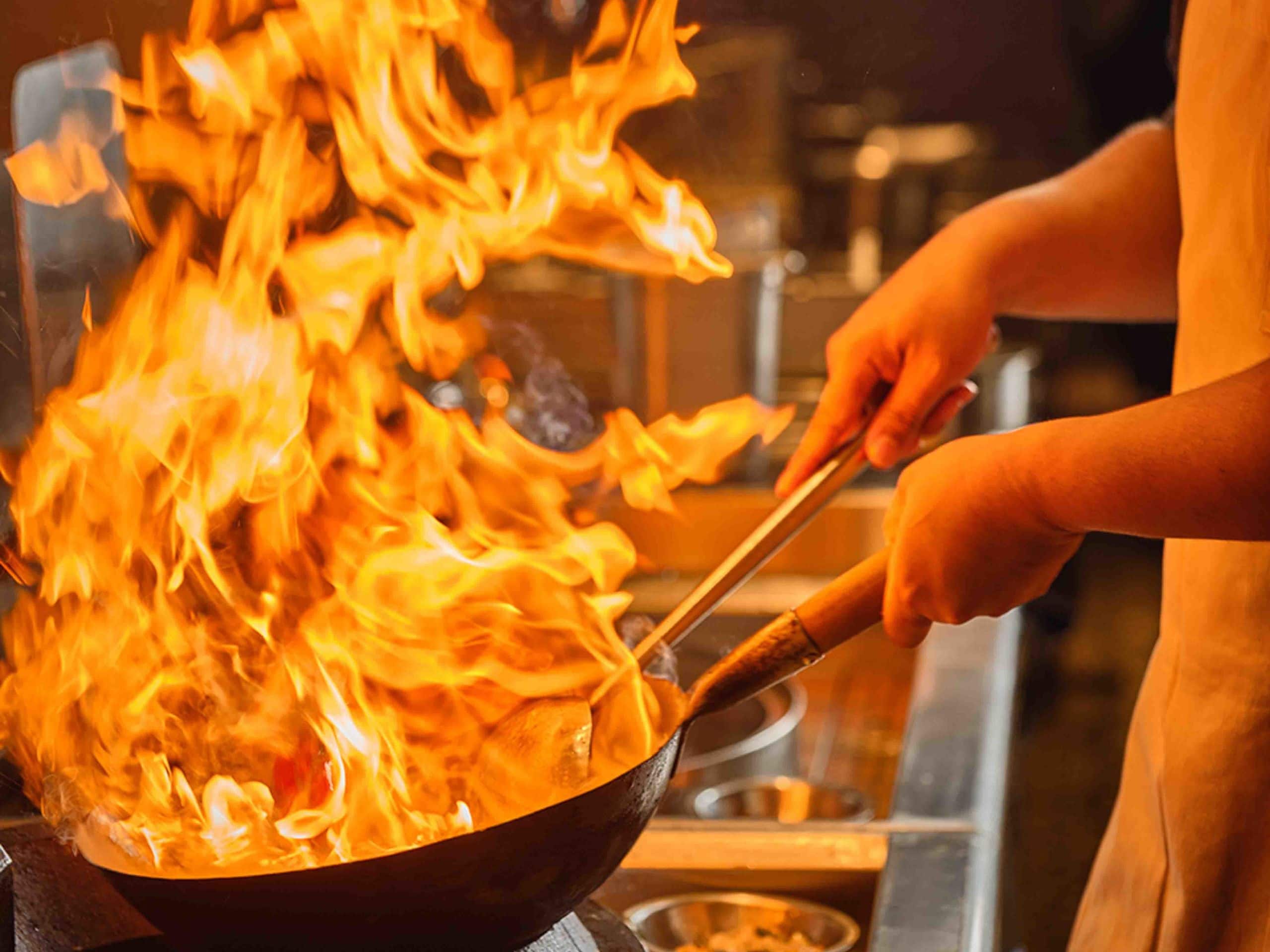 Andaz Pattaya Jomtien Beach Wok Wok Kitchen Station