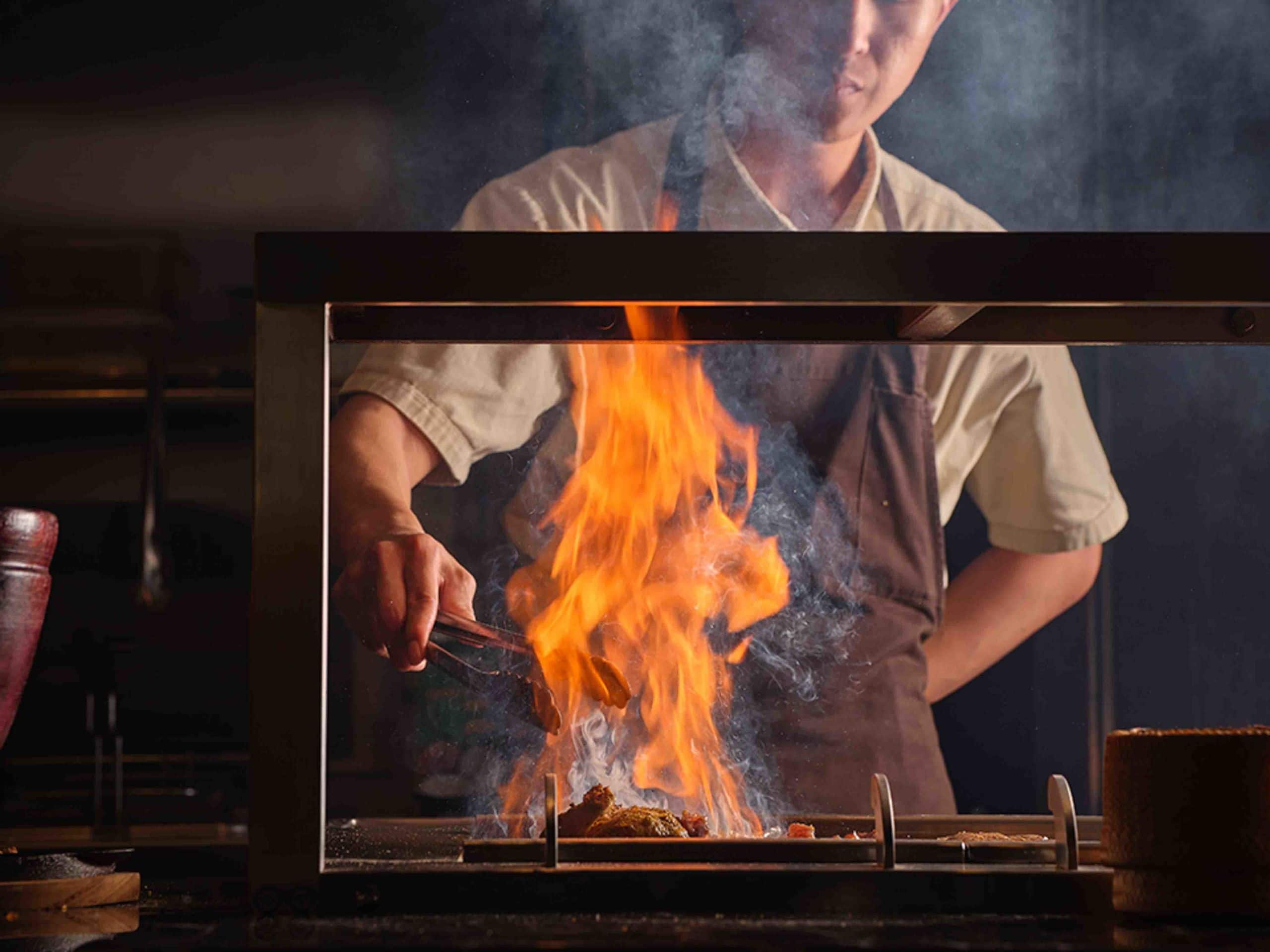 Andaz Pattaya Jomtien Beach Wok Wok Grill Station Fire
