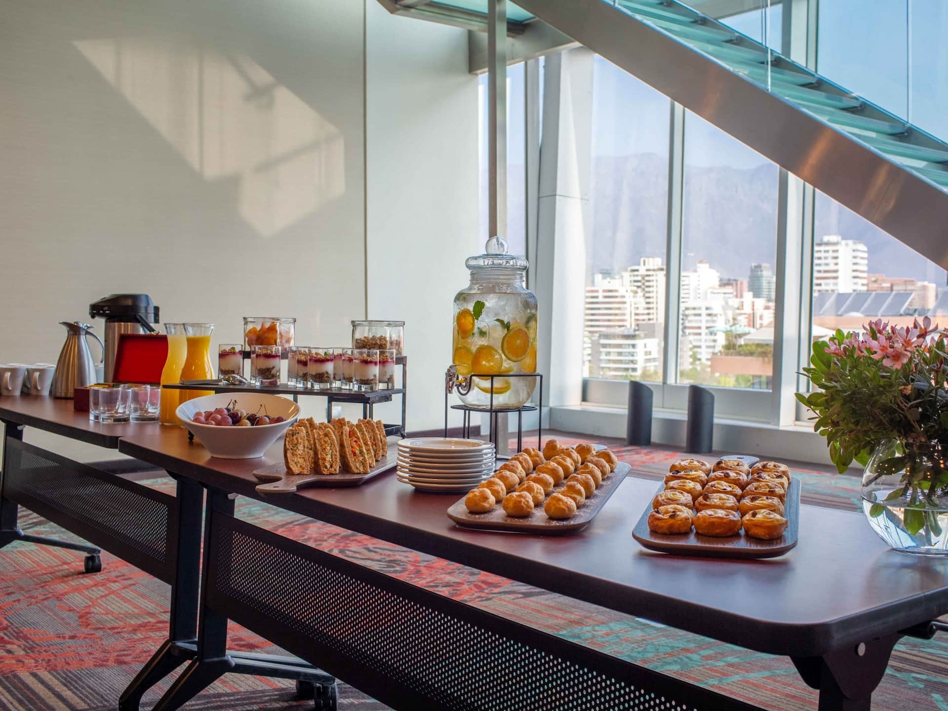 Hyatt Place Santiago/Vitacura Meeting Room Coffee Break