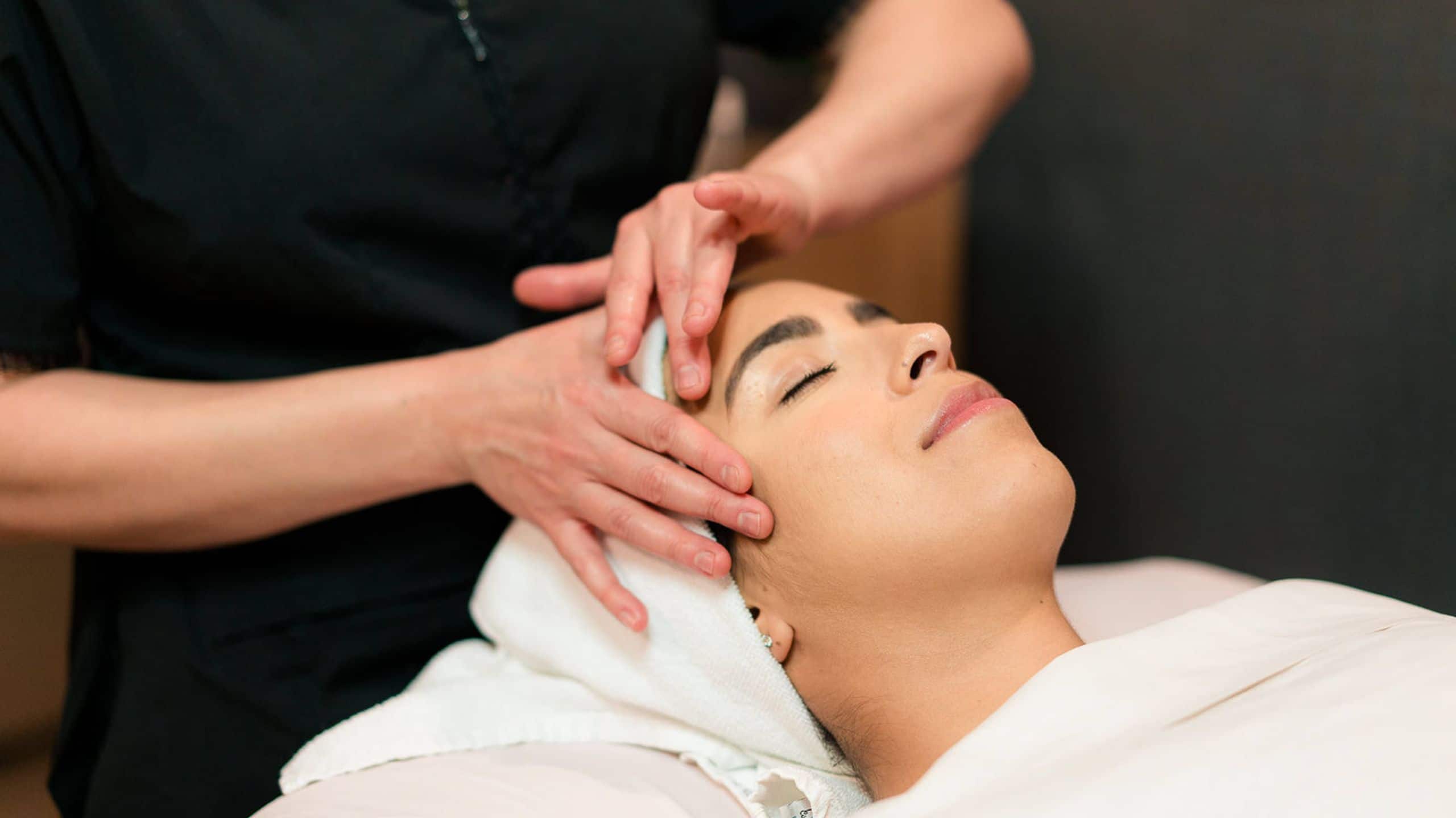 Stillwater Spa Facial Massage
