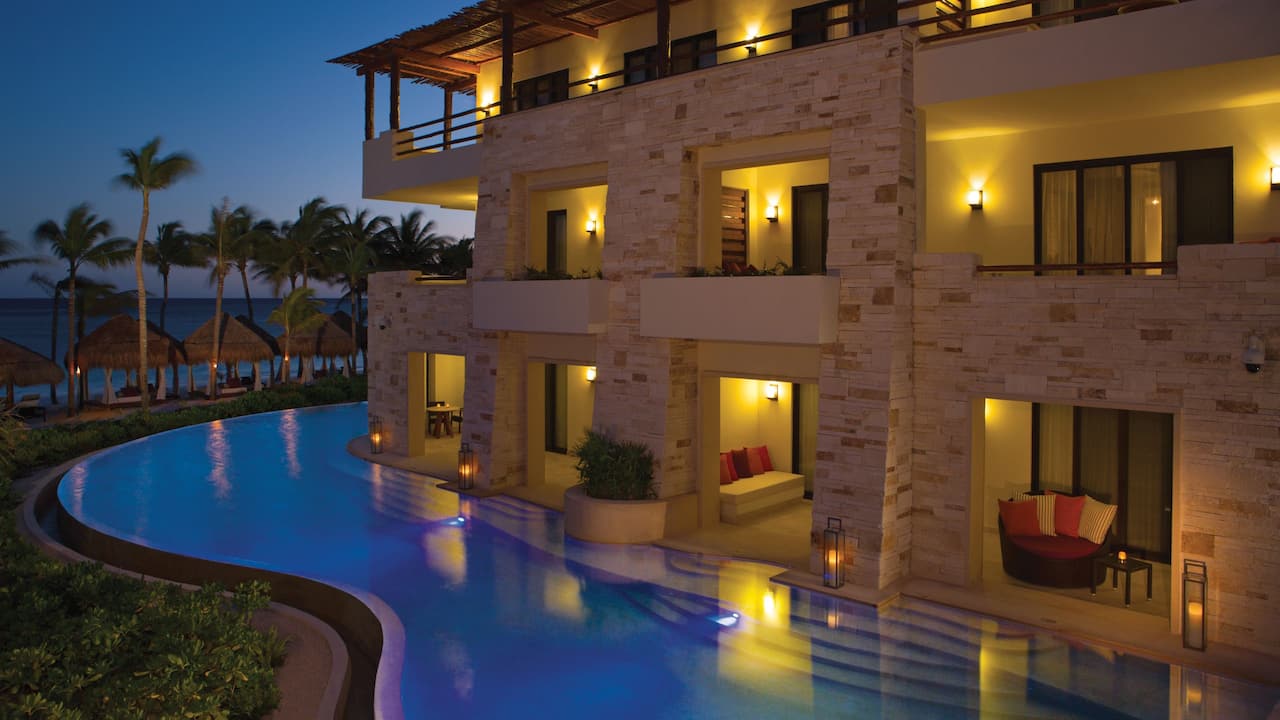 Swimout Suites night