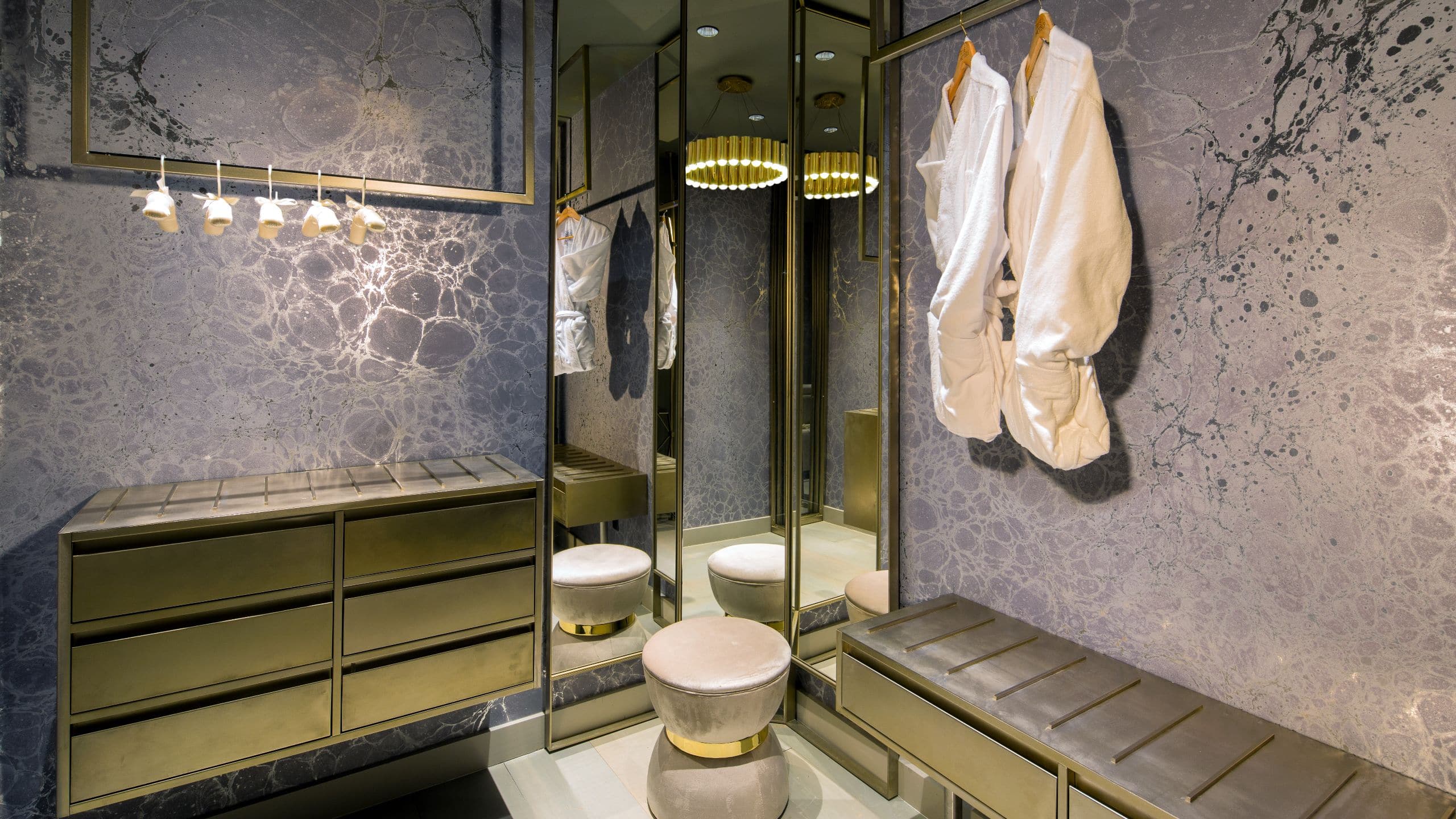 5/14 The Time New York Presidential Closet1