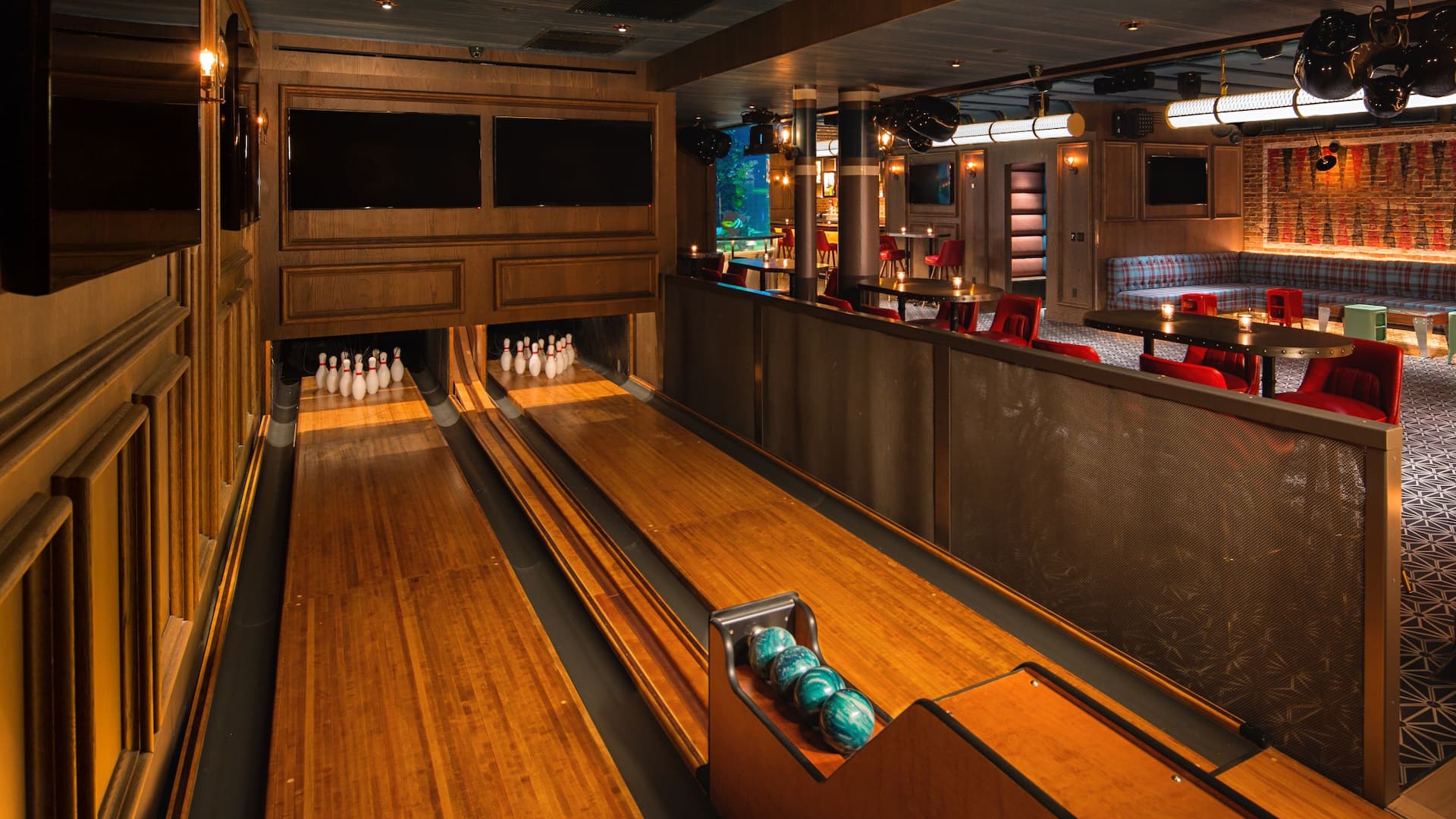 Dream Midtown Fishbowl Bowling