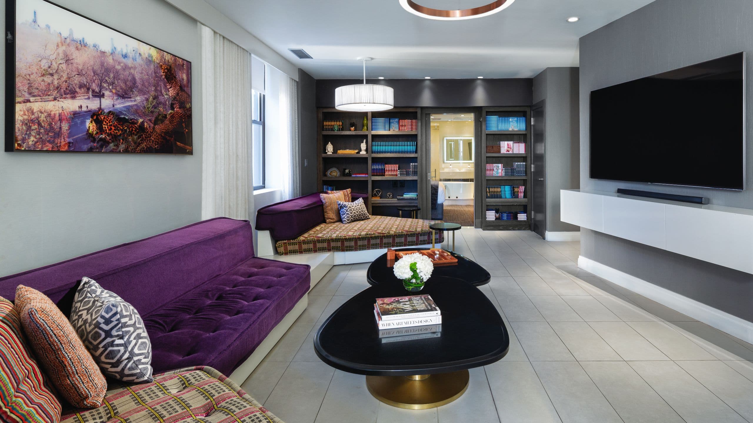 Dream Midtown Guest House Living Room