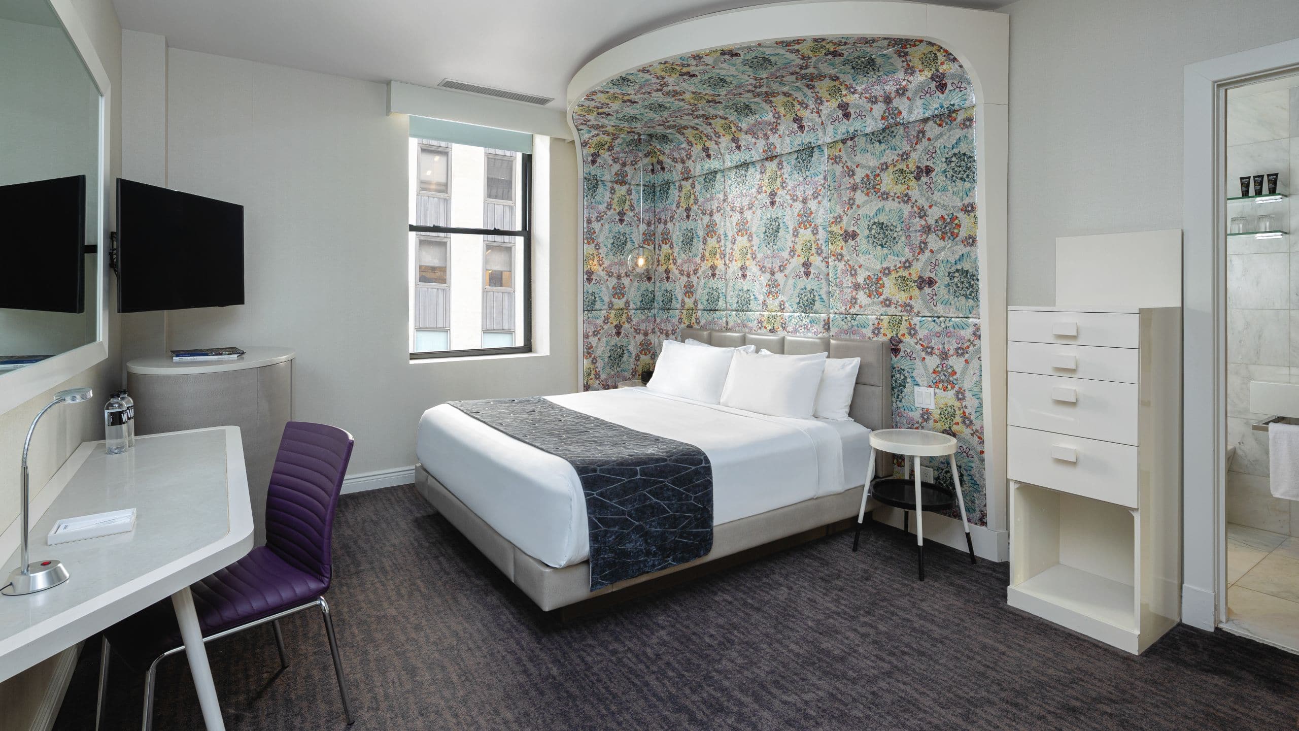 Dream Midtown Silver King