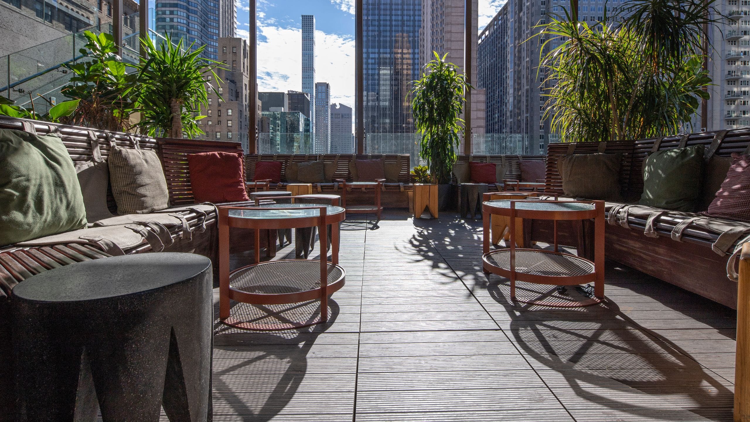 Dream Midtown Phd Terrace Seating