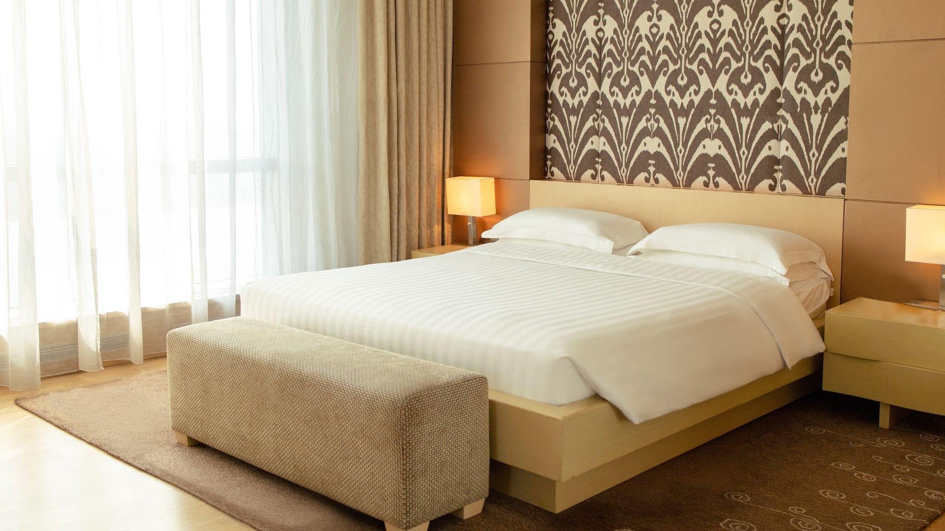 Hyatt Regency Dushanbe Regency Suite Bed