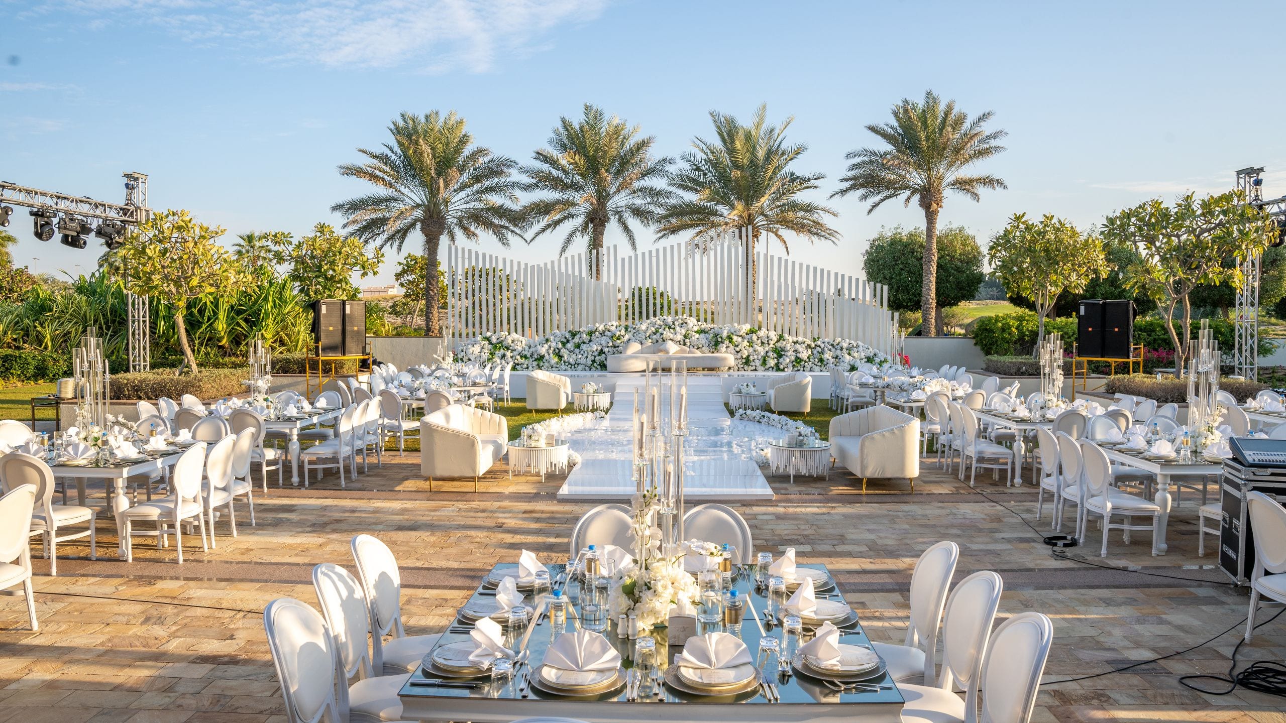 1 من 1 Park Hyatt Abu Dhabi Hotel and Villas Wedding Table Setup