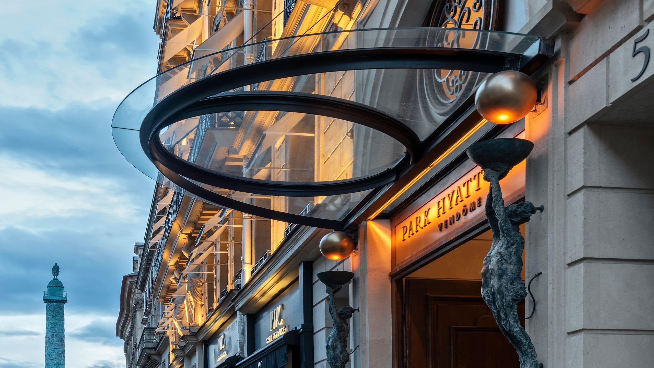 Park Hyatt Paris-Vendôme Night Facade