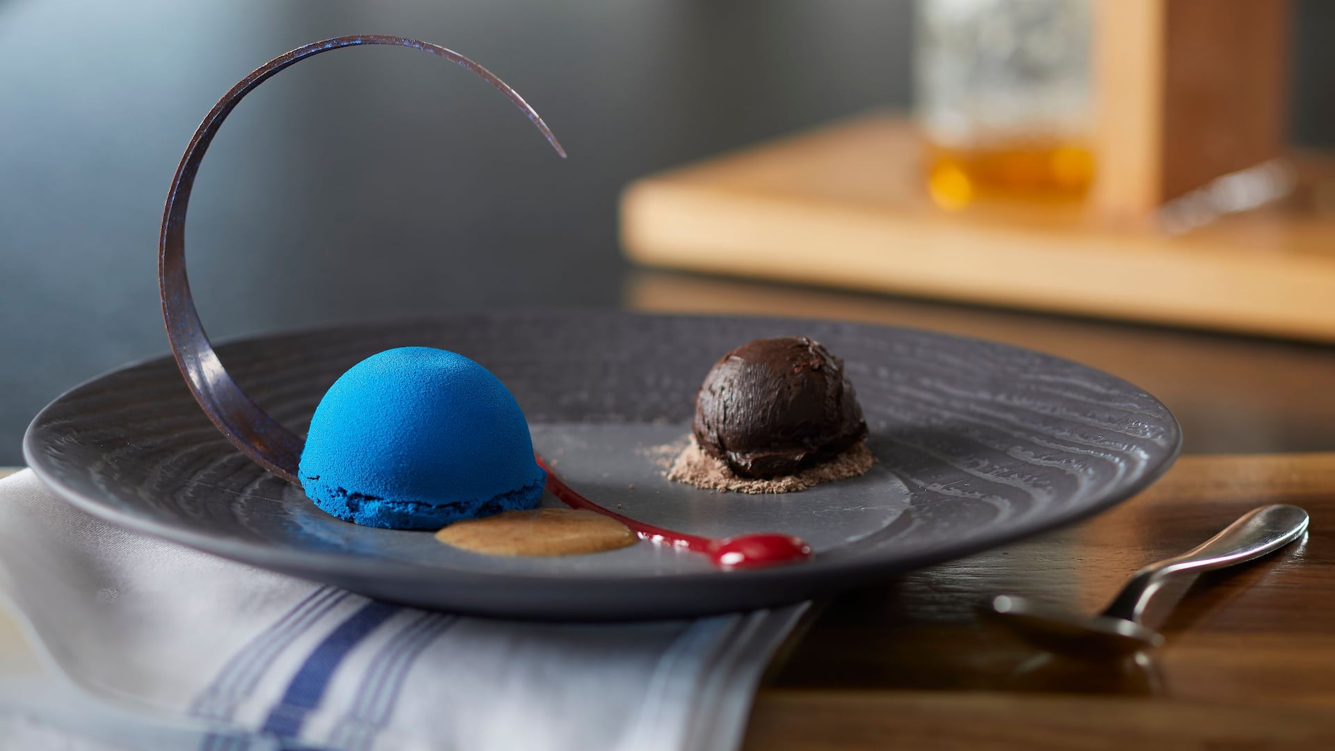 Hyatt Regency Atlanta Polaris Blue Dome Dessert