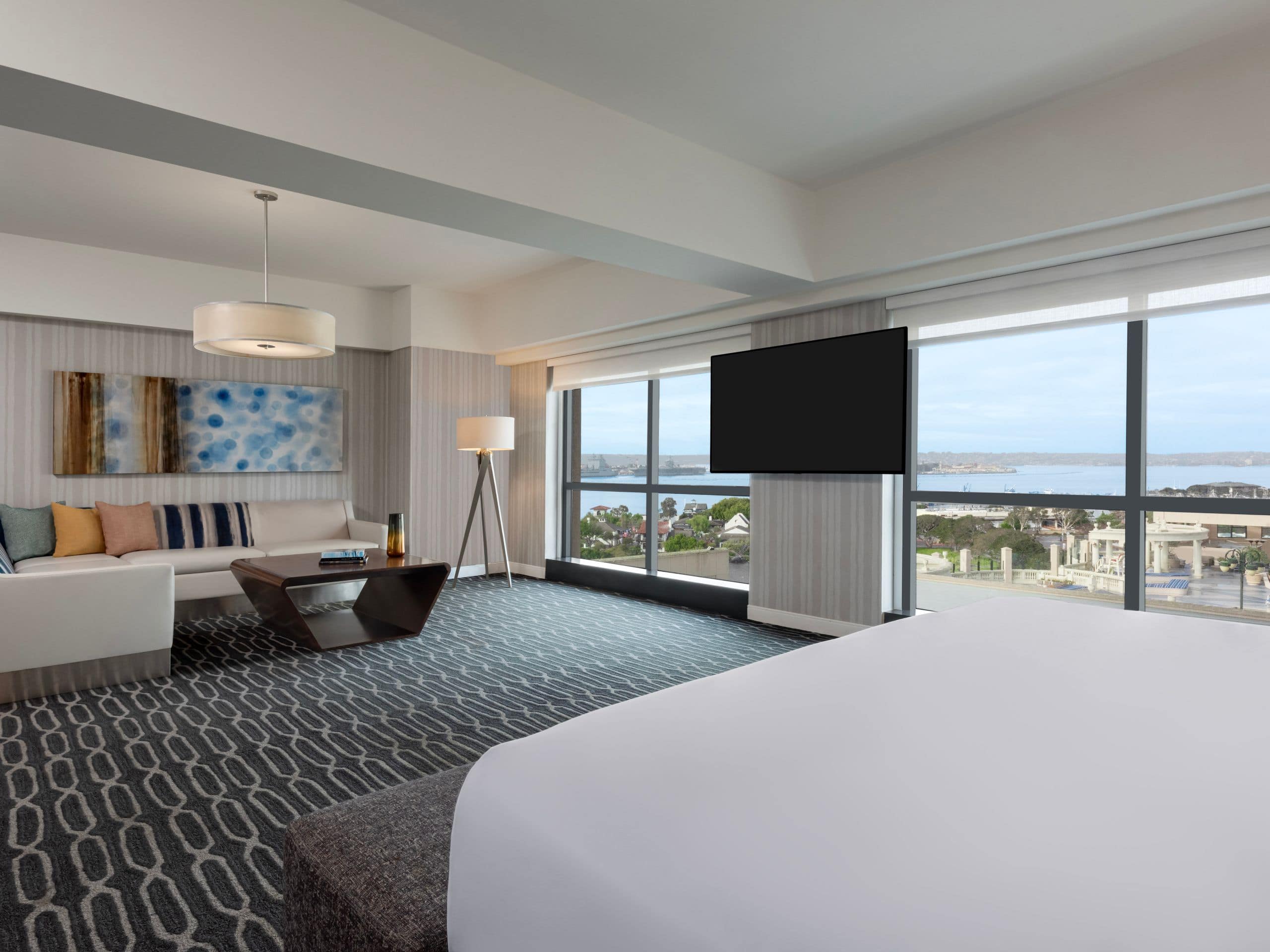 Studio King Suite