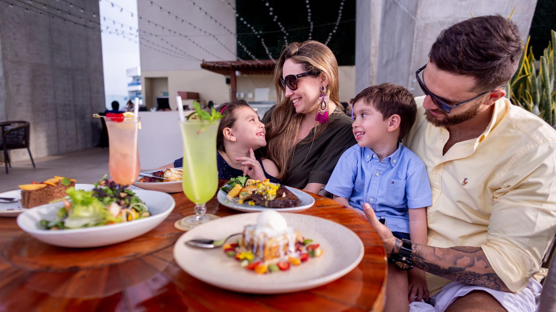 Hyatt Regency Cartagena Family Dining Restaurant