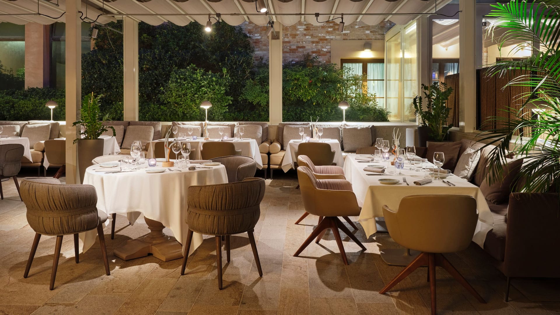 1 of 3 Hyatt Centric Murano Venice Osteriva Restaurant Evening Mood