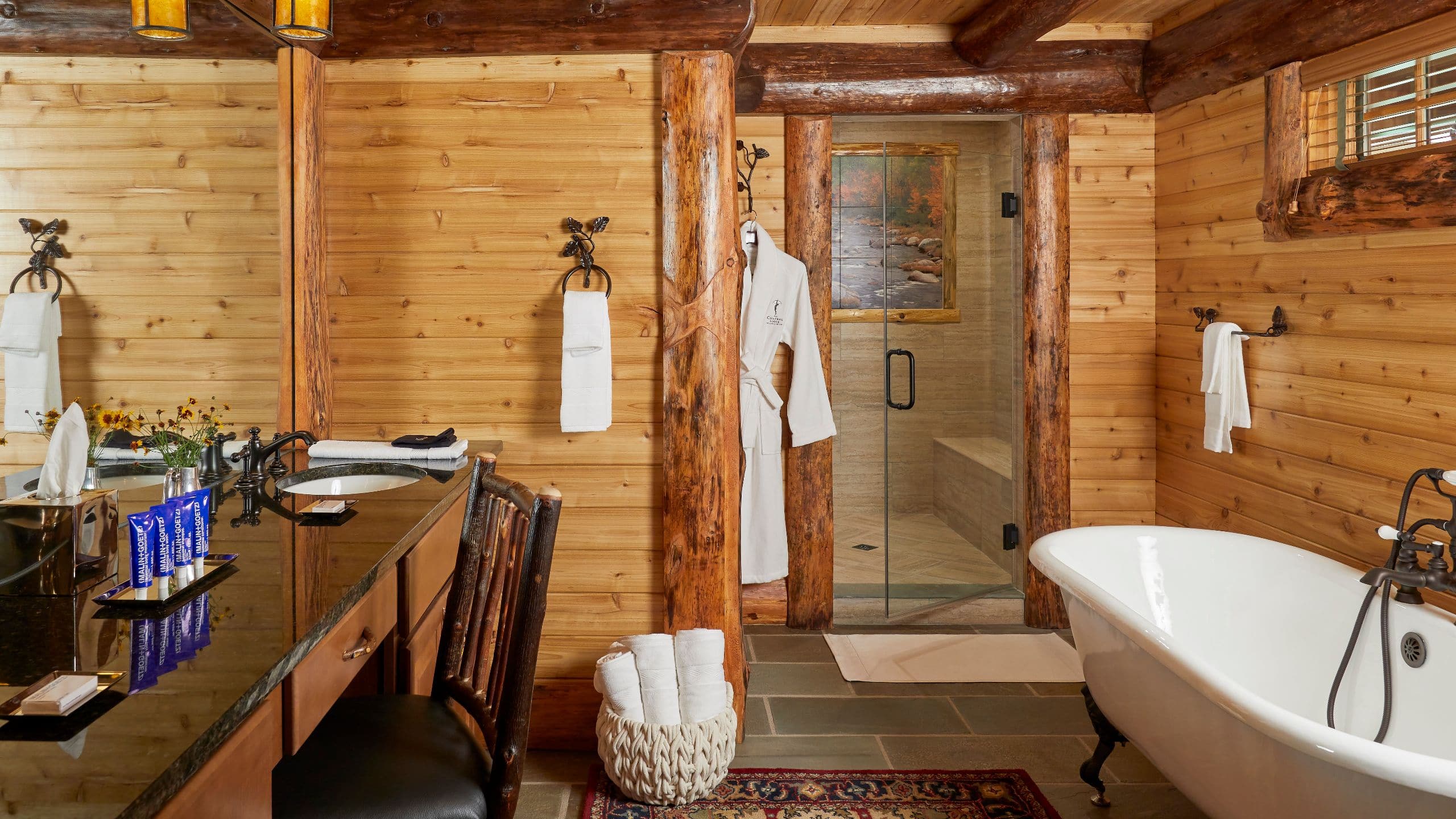 5 of 6 The Chatwal Lodge Guestroom Mountain Laurel Bathroom