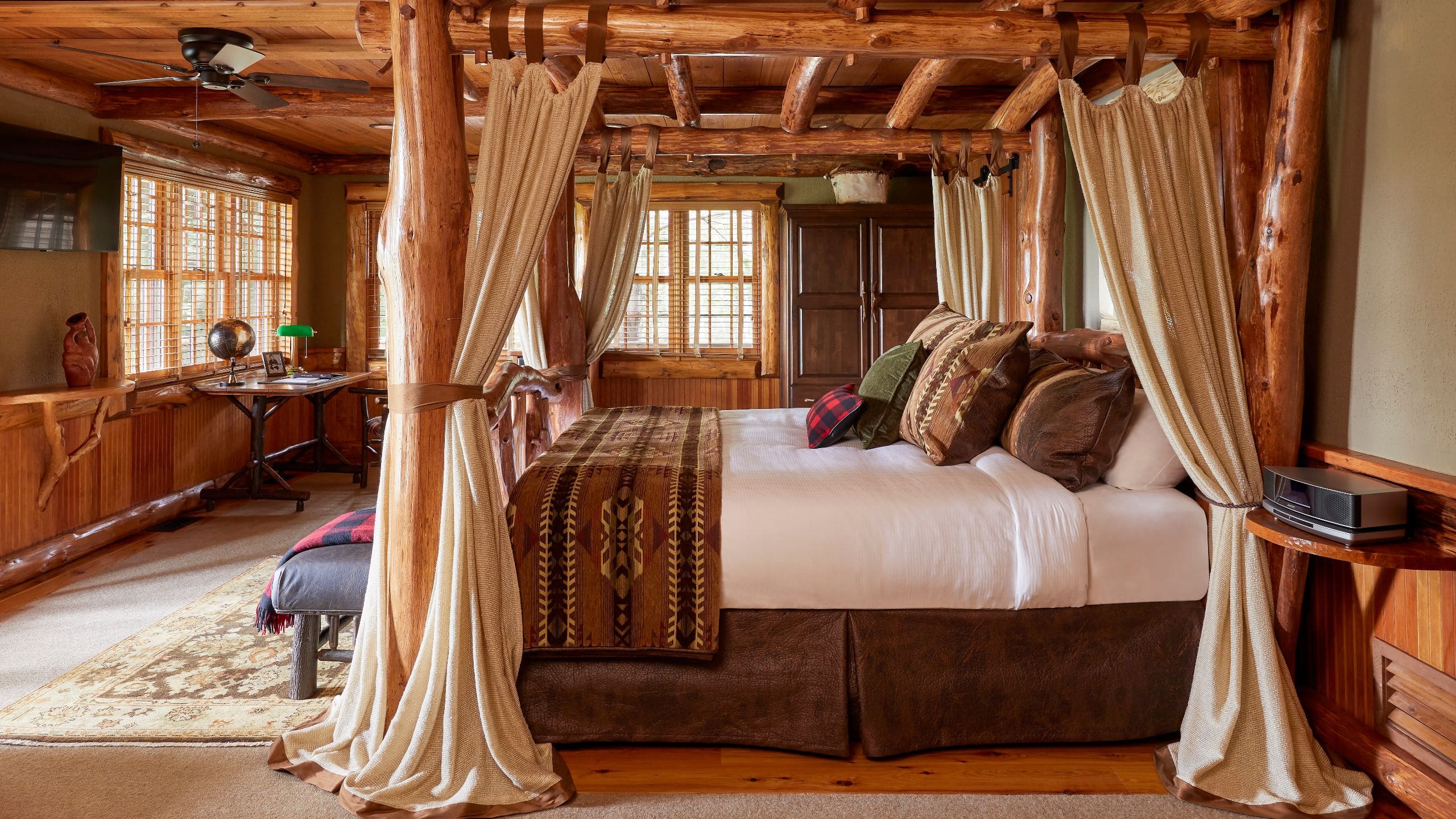 The Chatwal Lodge Top Ridge King Bedroom