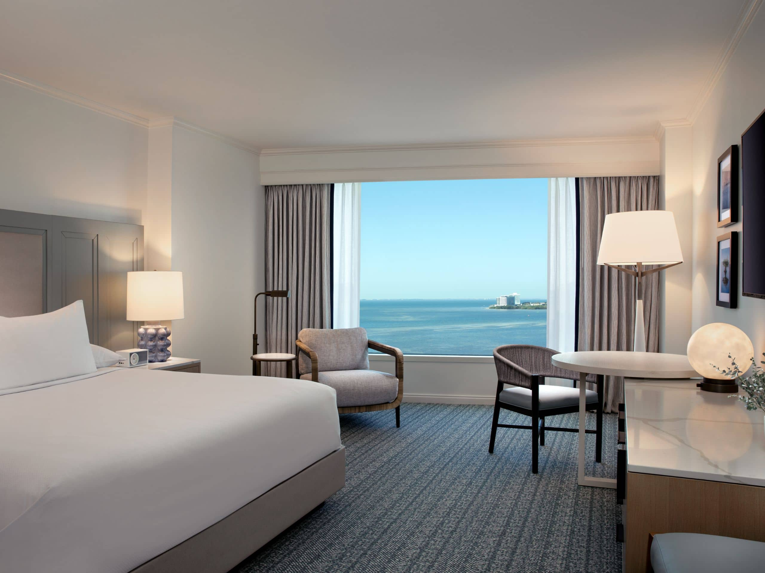 Tampa Bay Waterfront Hotel Suites and Rooms | Grand Hyatt Tampa Bay