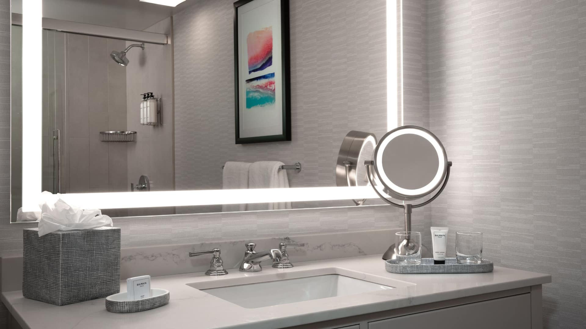 第 2，共 3 Grand Hyatt Tampa Bay Casita Bathroom Vanity Mirror