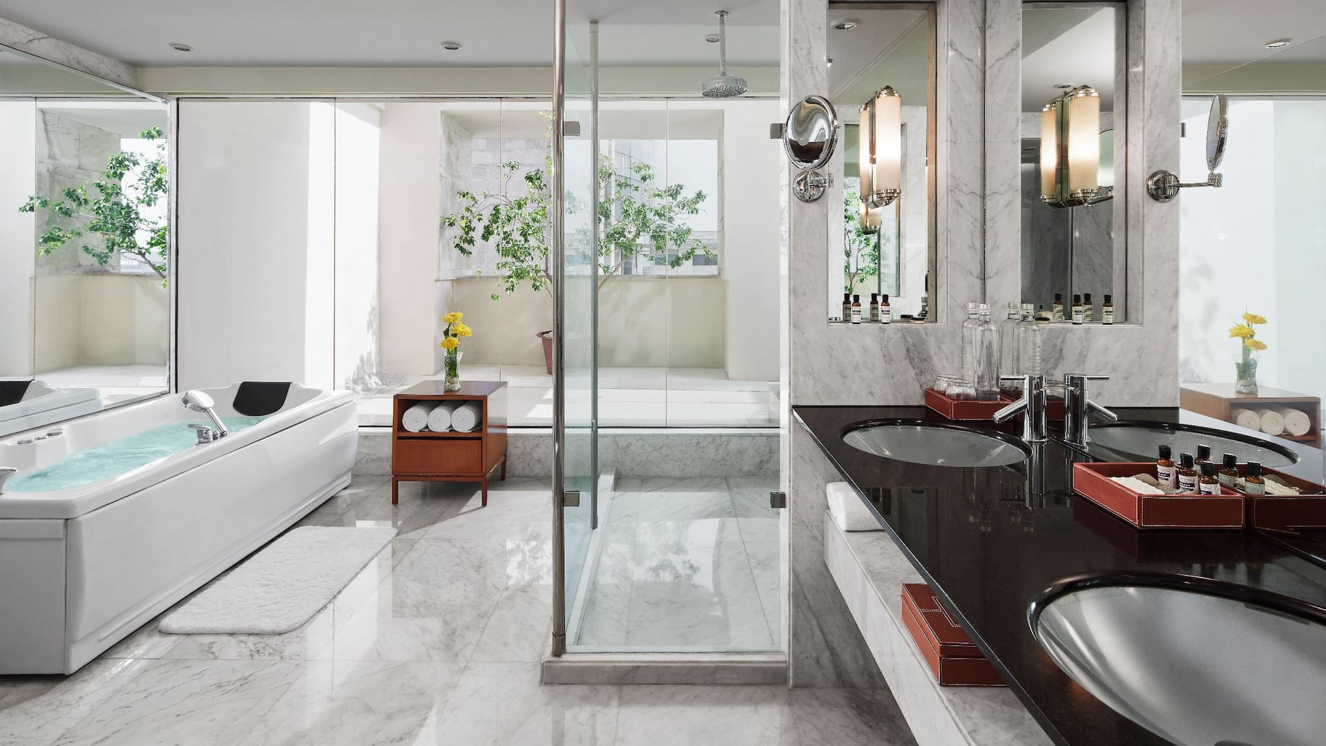 第 3，共 4 Hyatt Regency Kolkata Diplomatic Suite Bathroom