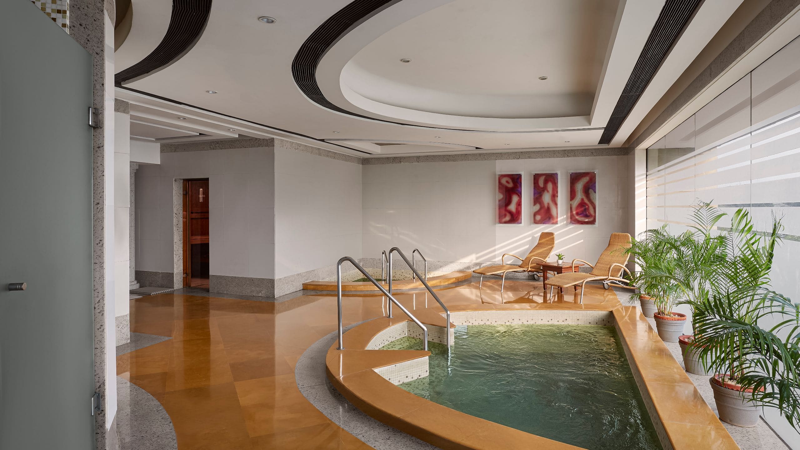 Hyatt Regency Kolkata Indoor Jacuzzi