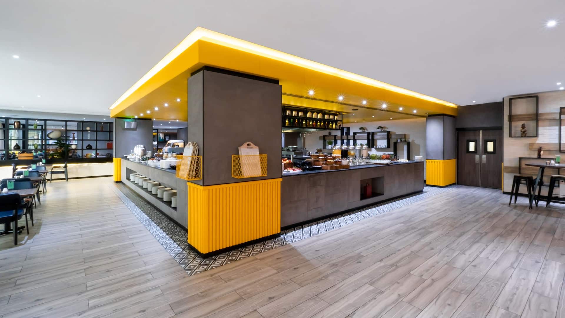 Hyatt Place Dubai Al Rigga Focus Restaurant Buffet Setup