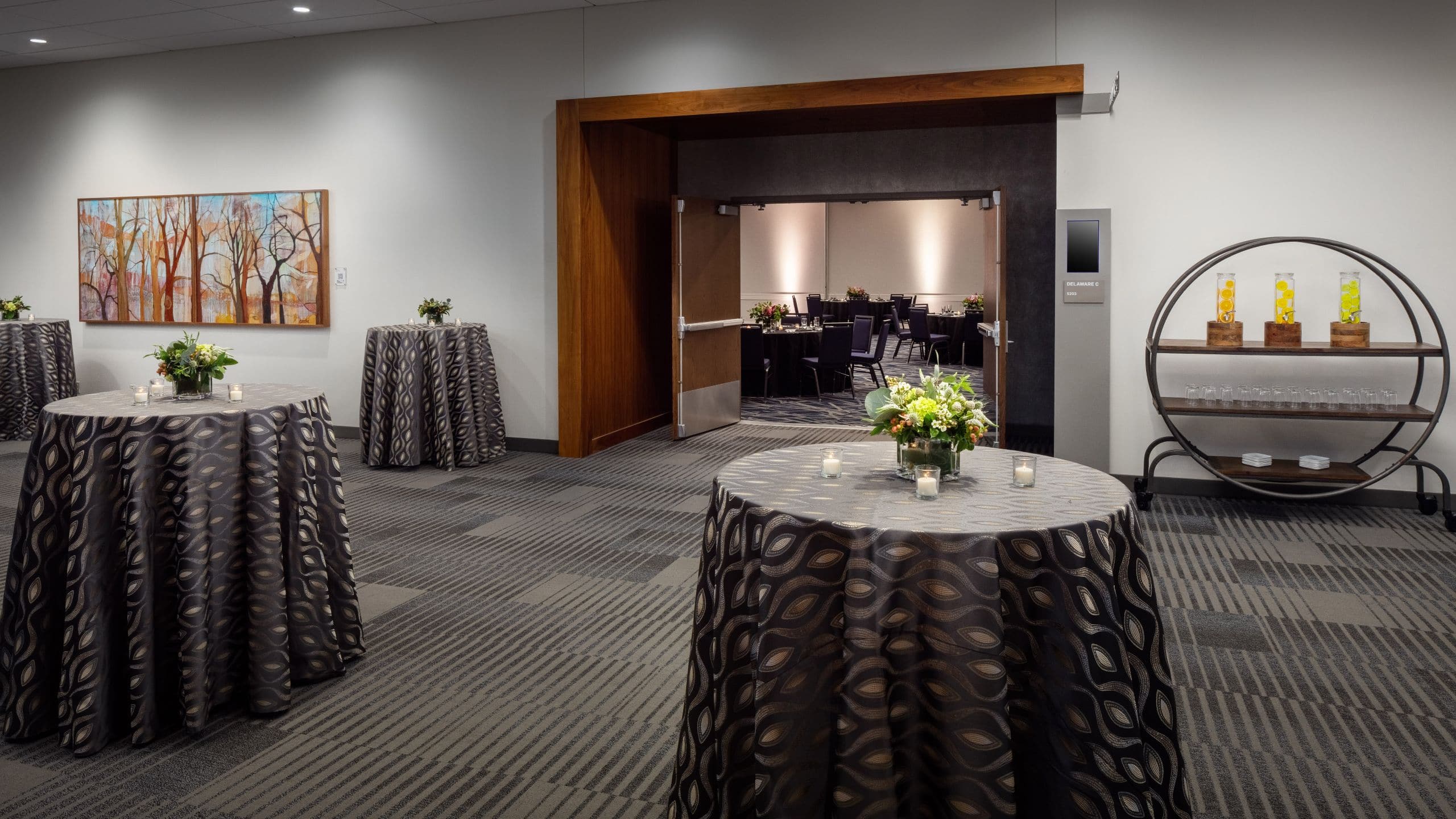 Hyatt Regency Columbus Breakout Room High Tops