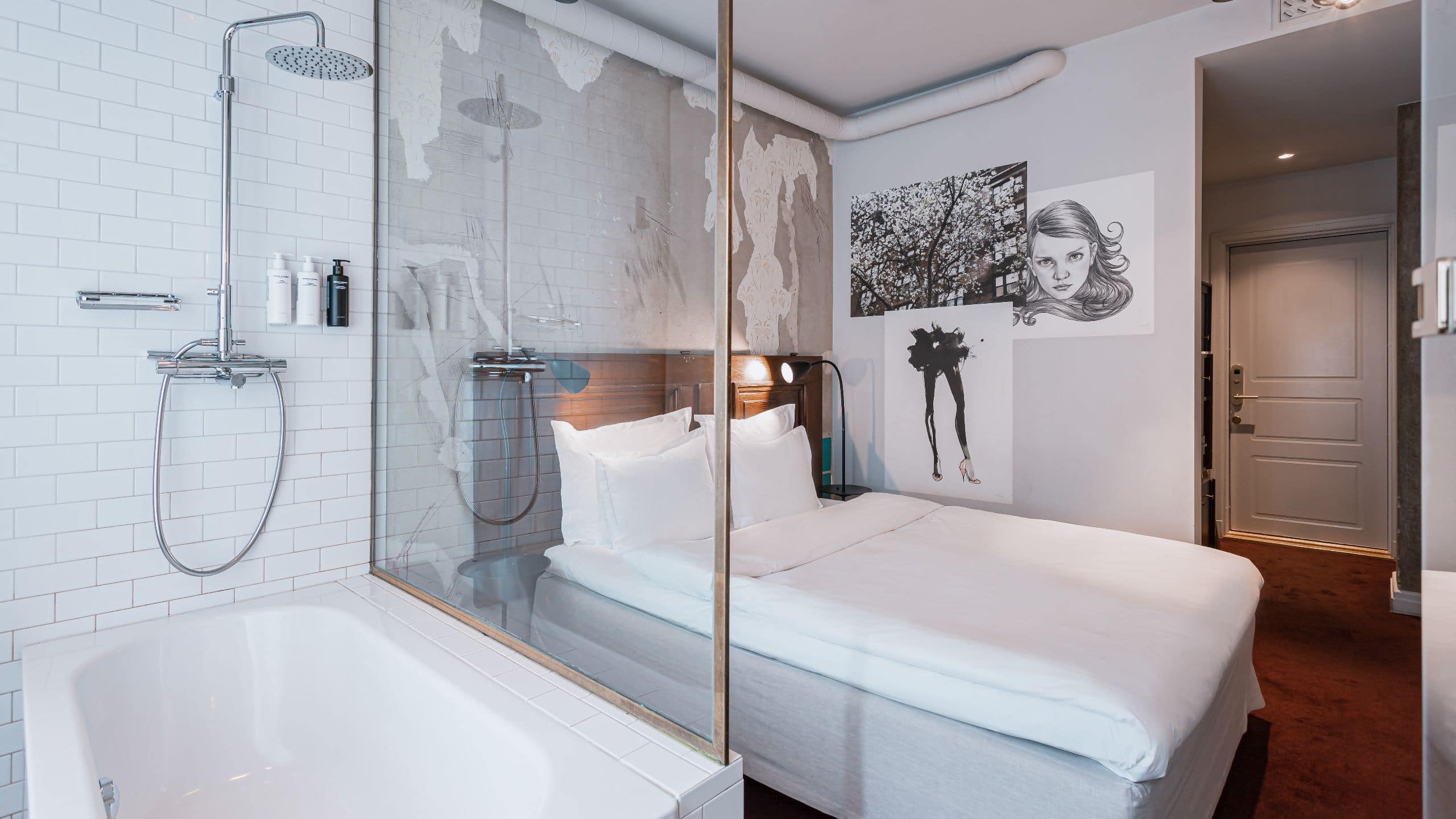 2 von 6 Story Hotel Riddargatan Deluxe Queen Shower