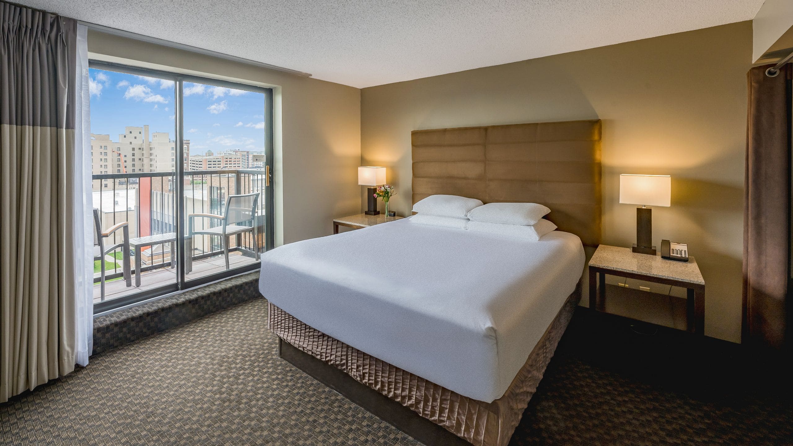 Hyatt Regency Green Bay King Balcony Layout