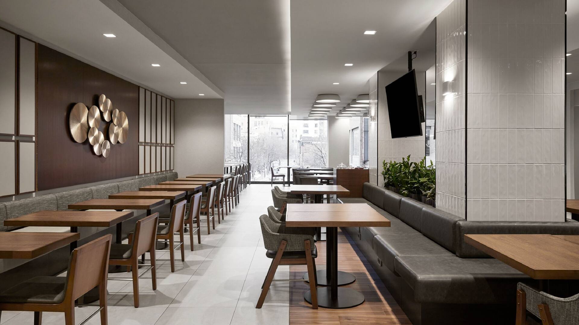 Hyatt Place Montréal – Downtown Breakfast Area Dining