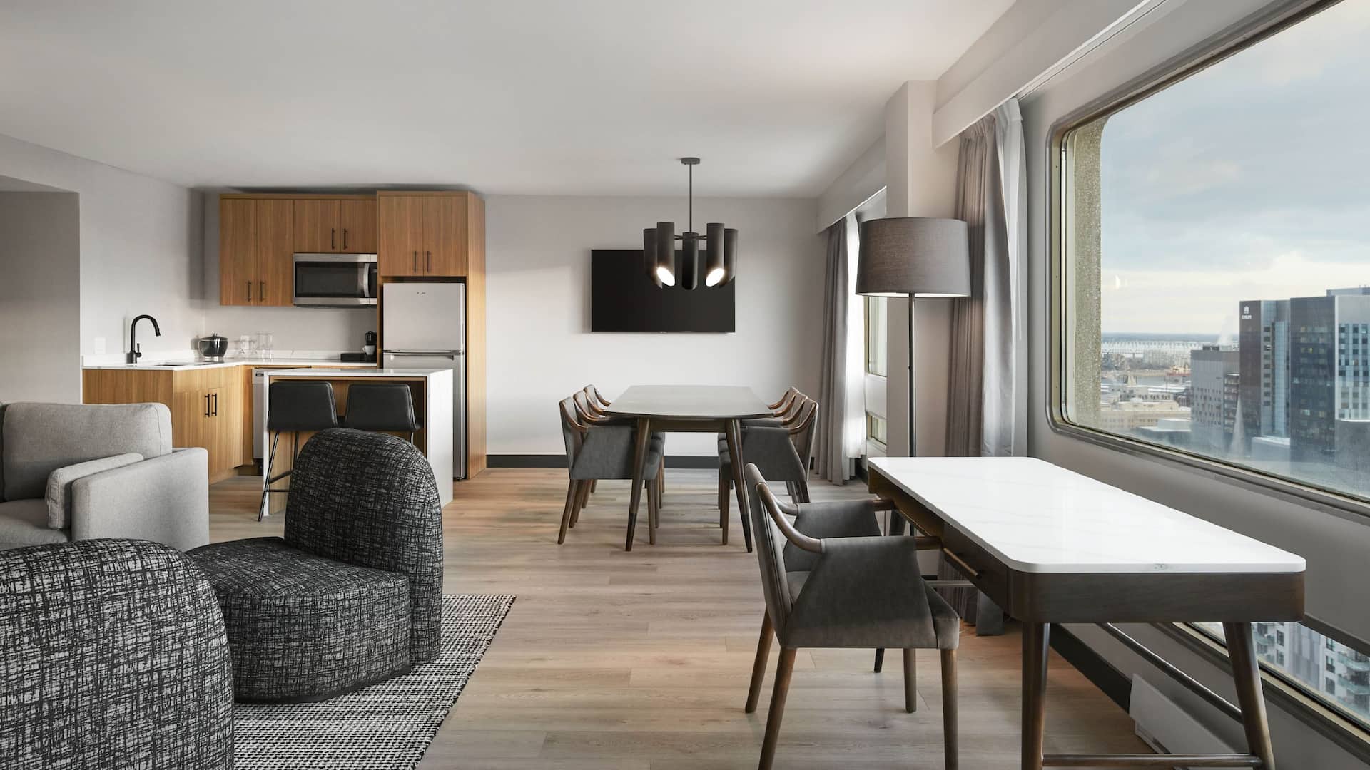 Hyatt Place Montréal – Downtown Presidential Suite Living Area