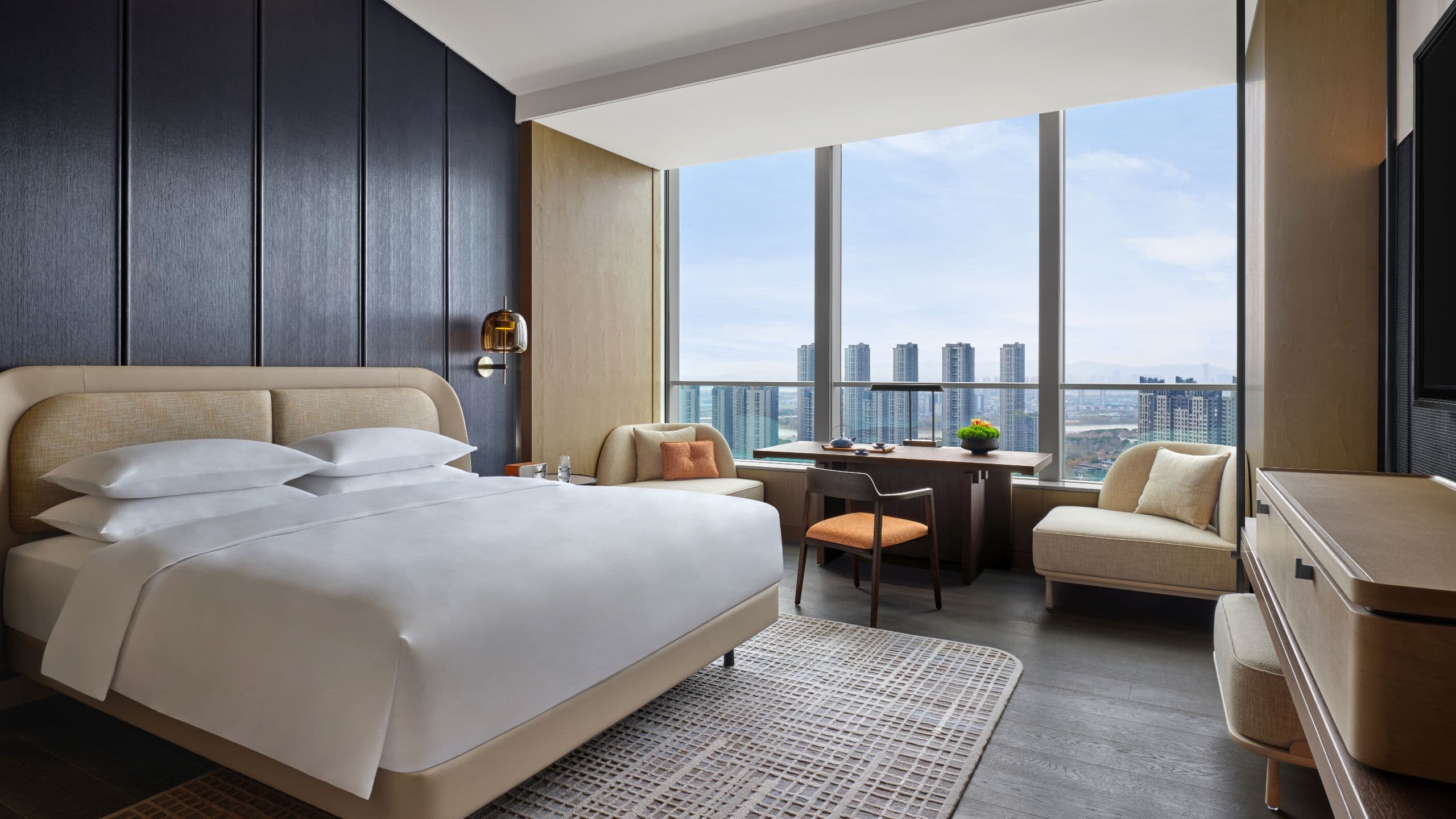 Andaz Nanjing Hexi Deluxe King Bed River View Bedroom Seating Area