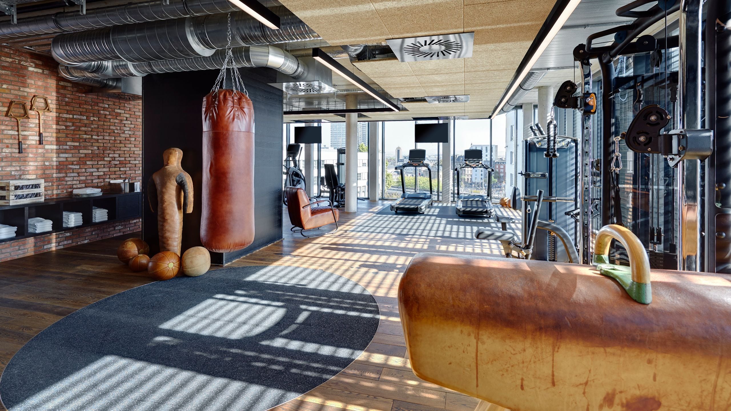 me and all hotel mainz Fitness Overview