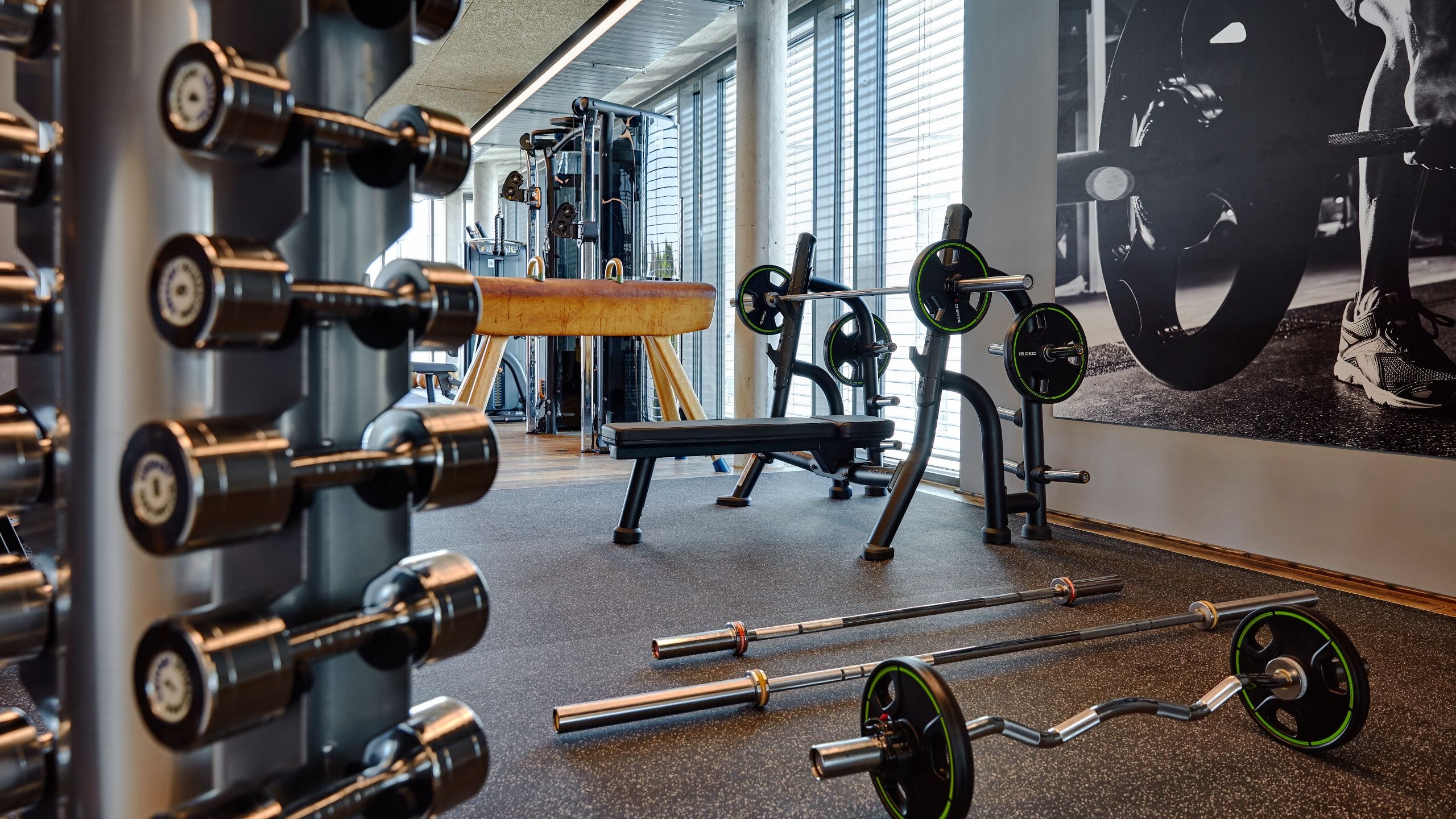 me and all hotel mainz Fitness Weights