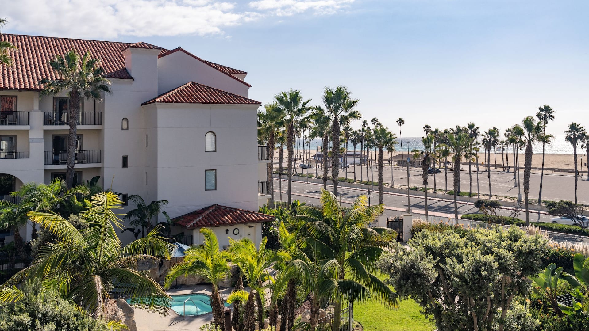 6 of 7 Hyatt Regency Huntington Beach Resort and Spa Partial Ocean View Guestroom Views