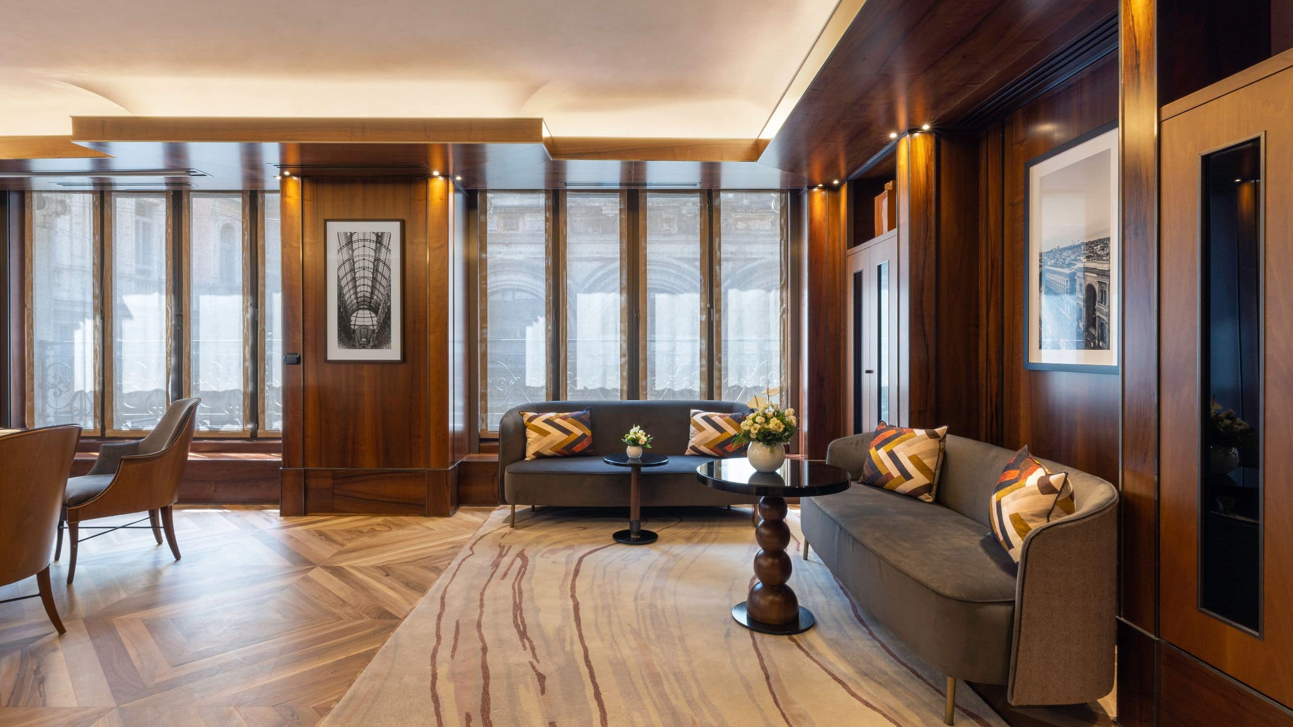 Park Hyatt Milan Sala Scala Seating Room