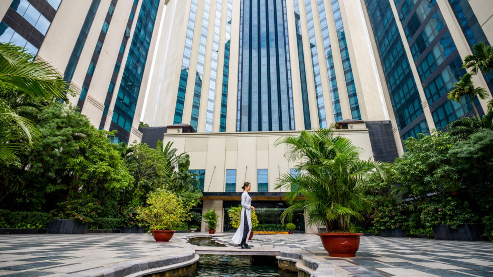 Hanoi Hotels with Garden - Hyatt Regency West Hanoi hotel in Nam Tu Liem district
