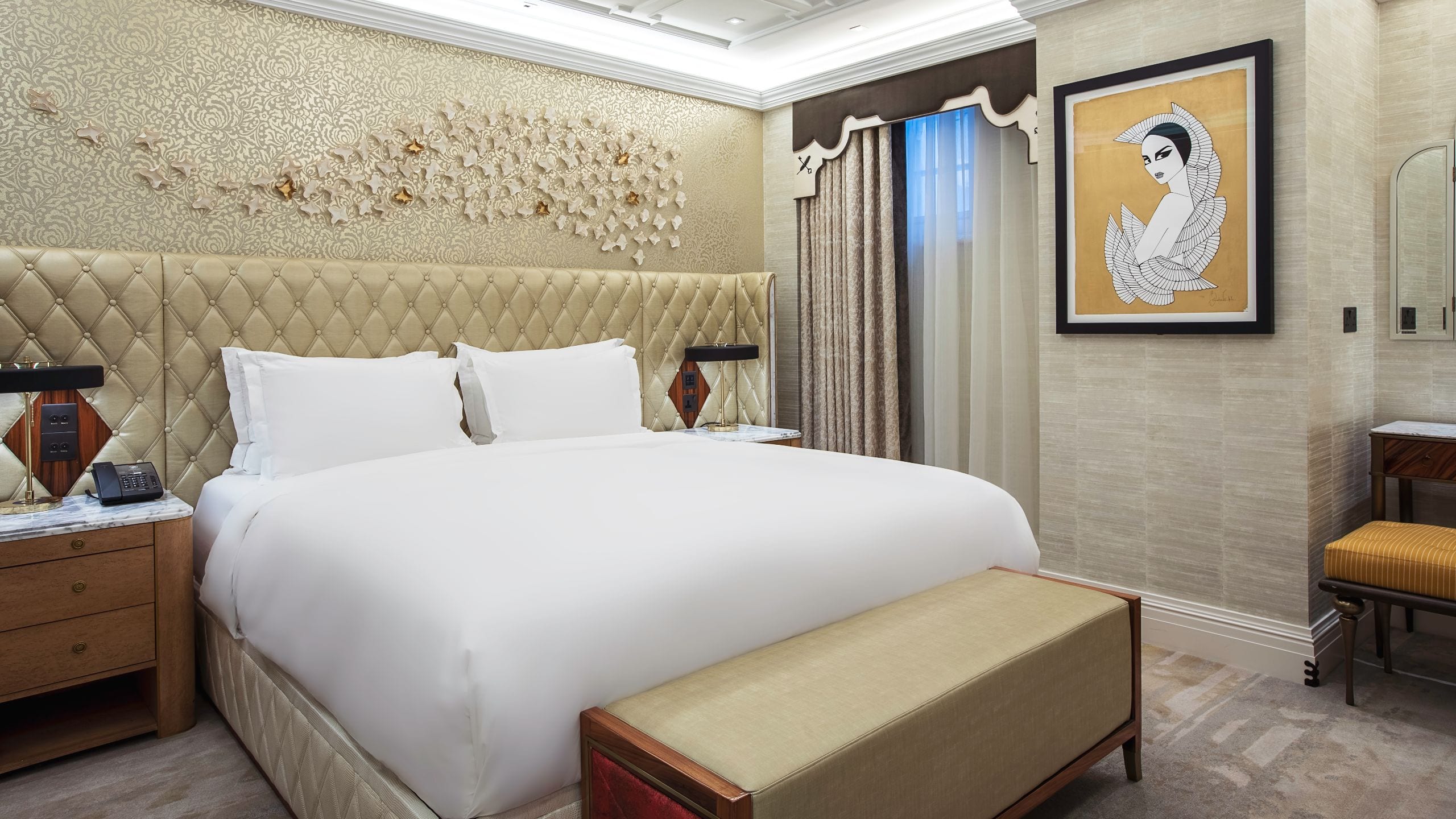 第 1，共 7 Great Scotland Yard Hotel Pickwick Suite Bedroom