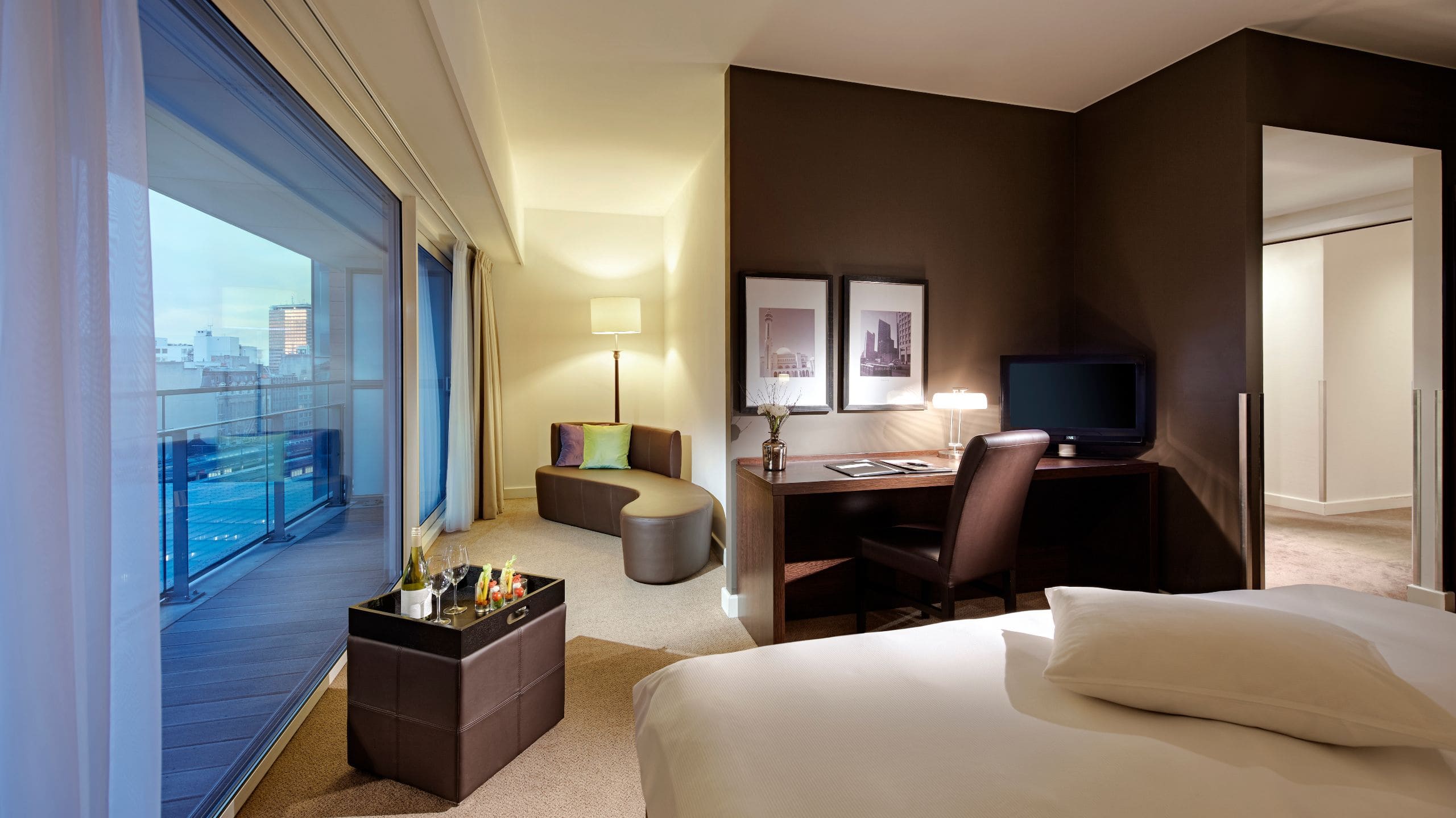 Lindner WTC Hotel & City Lounge Antwerp One King Bed City View Balcony Premium