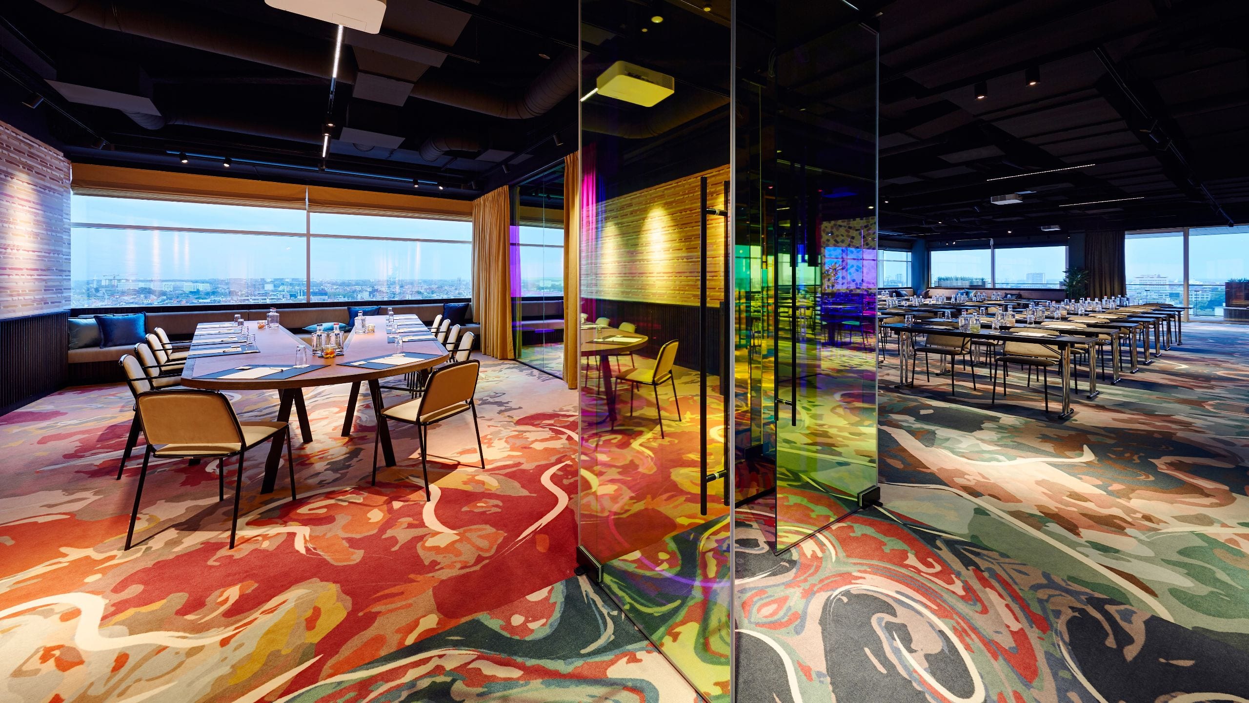 Lindner WTC Hotel & City Lounge Antwerp Skylounge Overview