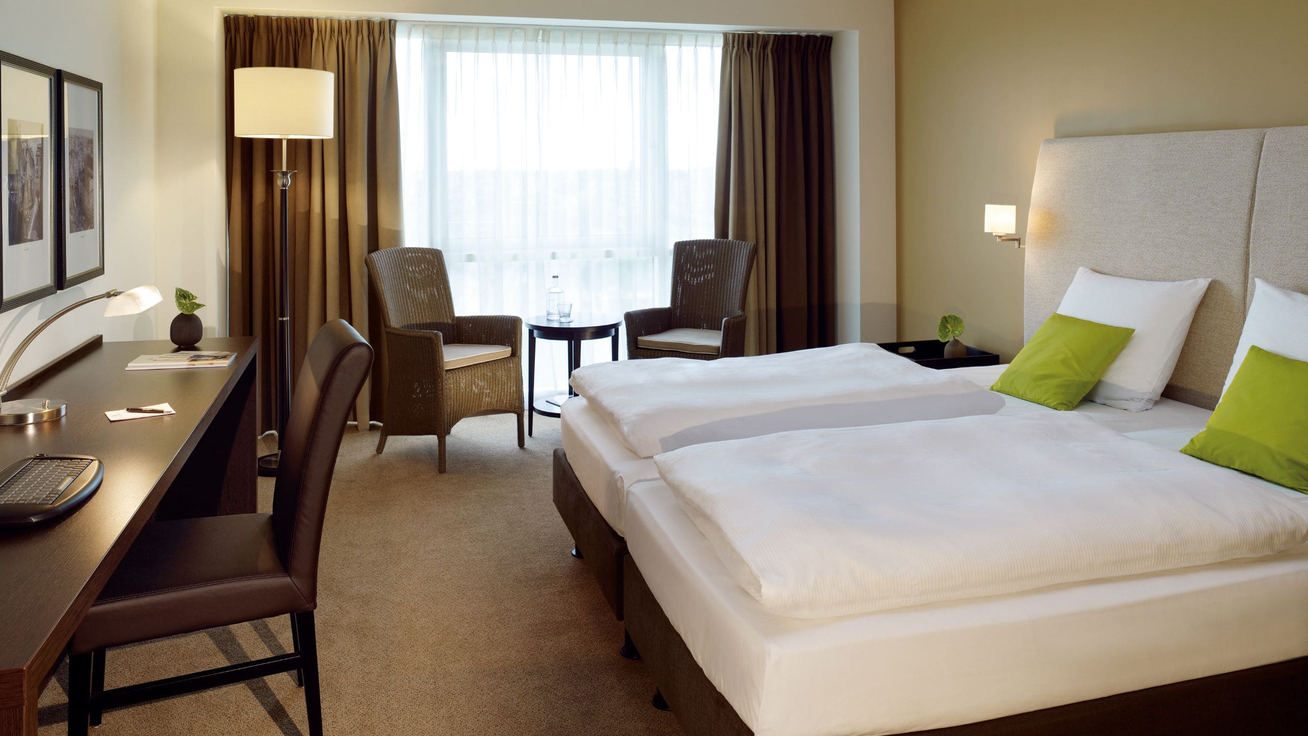Lindner WTC Hotel & City Lounge Antwerp Two Twin Beds