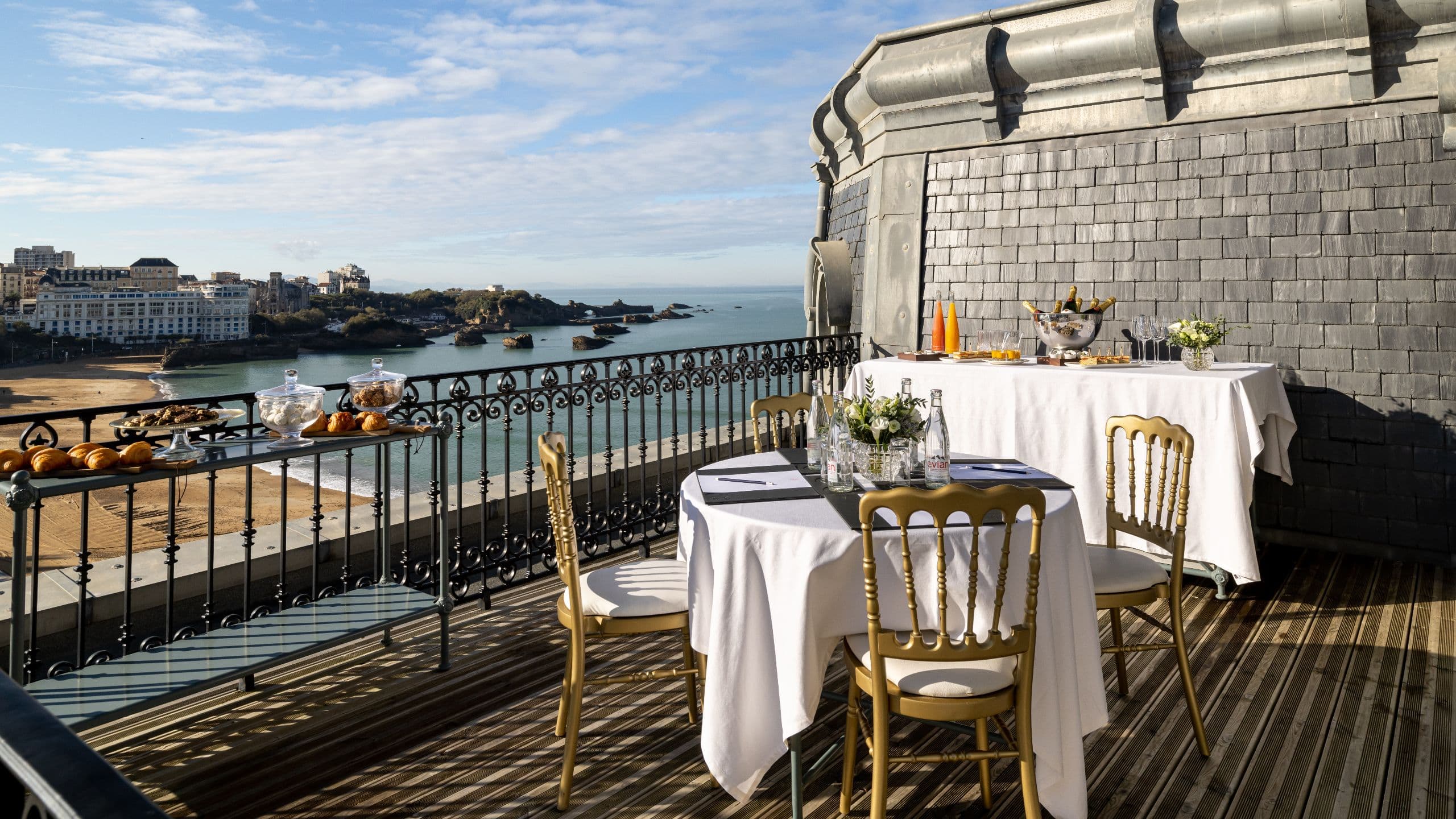 DoubleTree by Hilton Brighton Metropole, image size:2560x1440