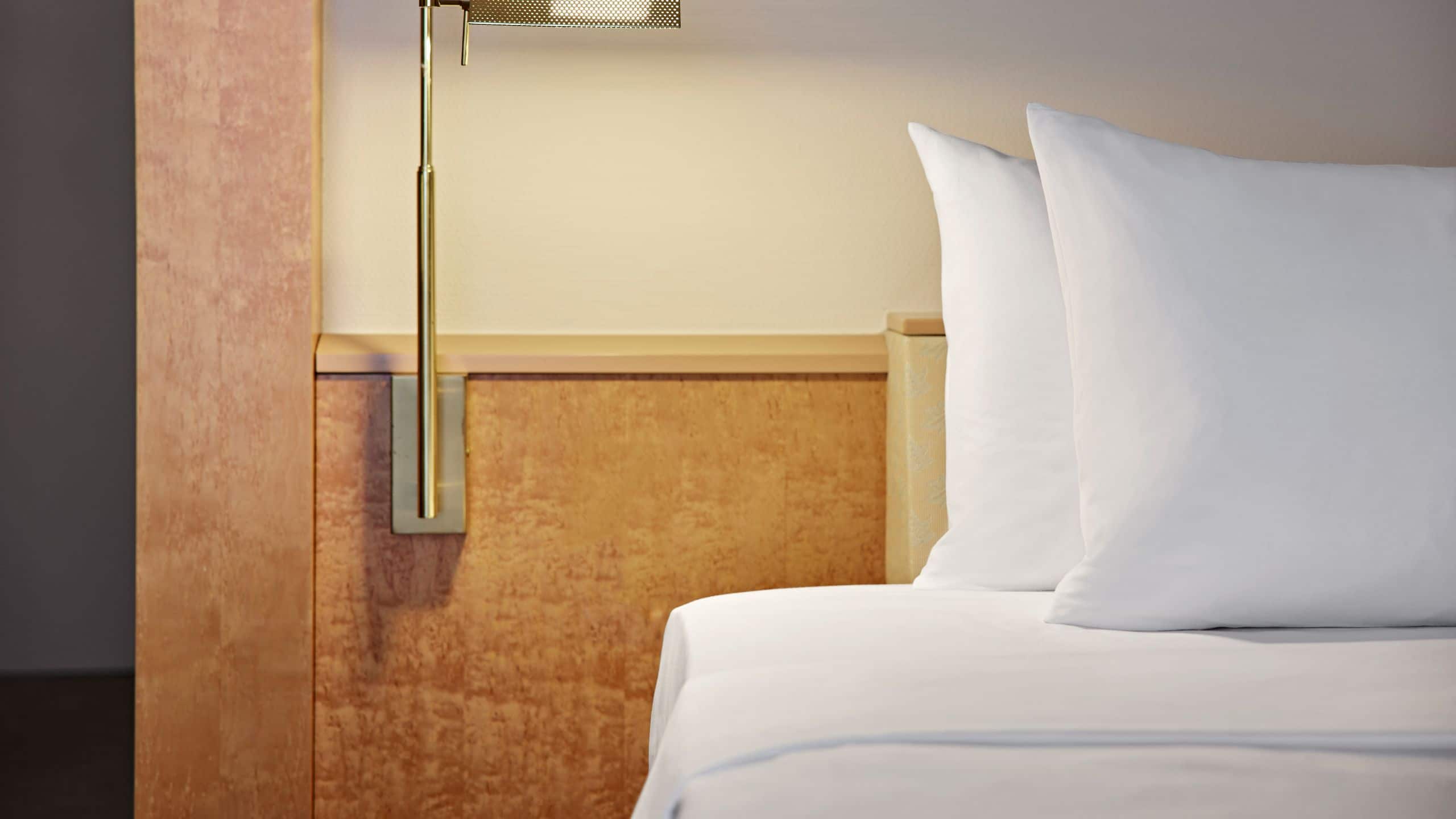 1 de 5 Lindner Hotel Airport Twin Bed