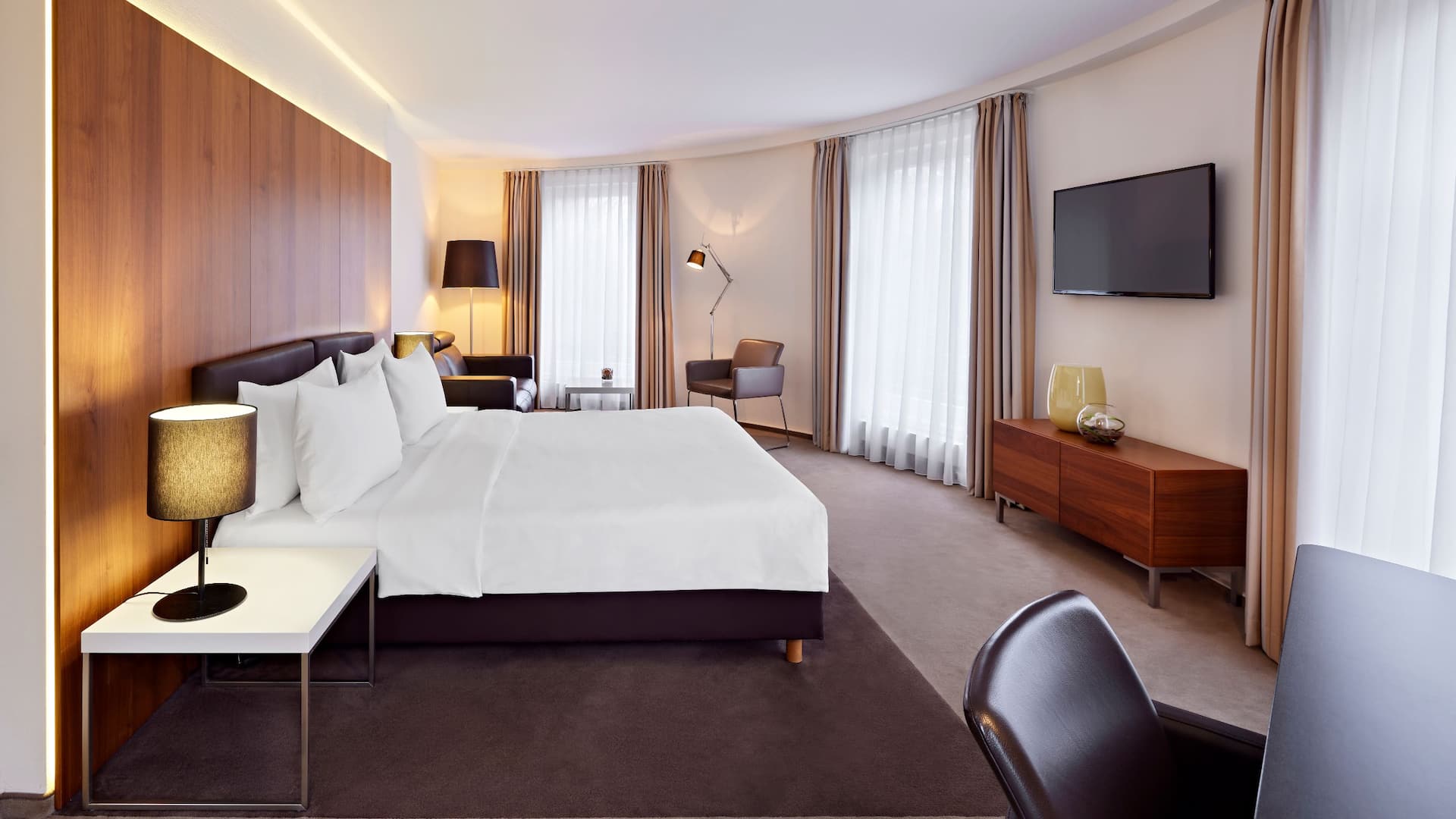 Lindner Hotel Düsseldorf Airport Park Sleep & Fly www.hyatt.com