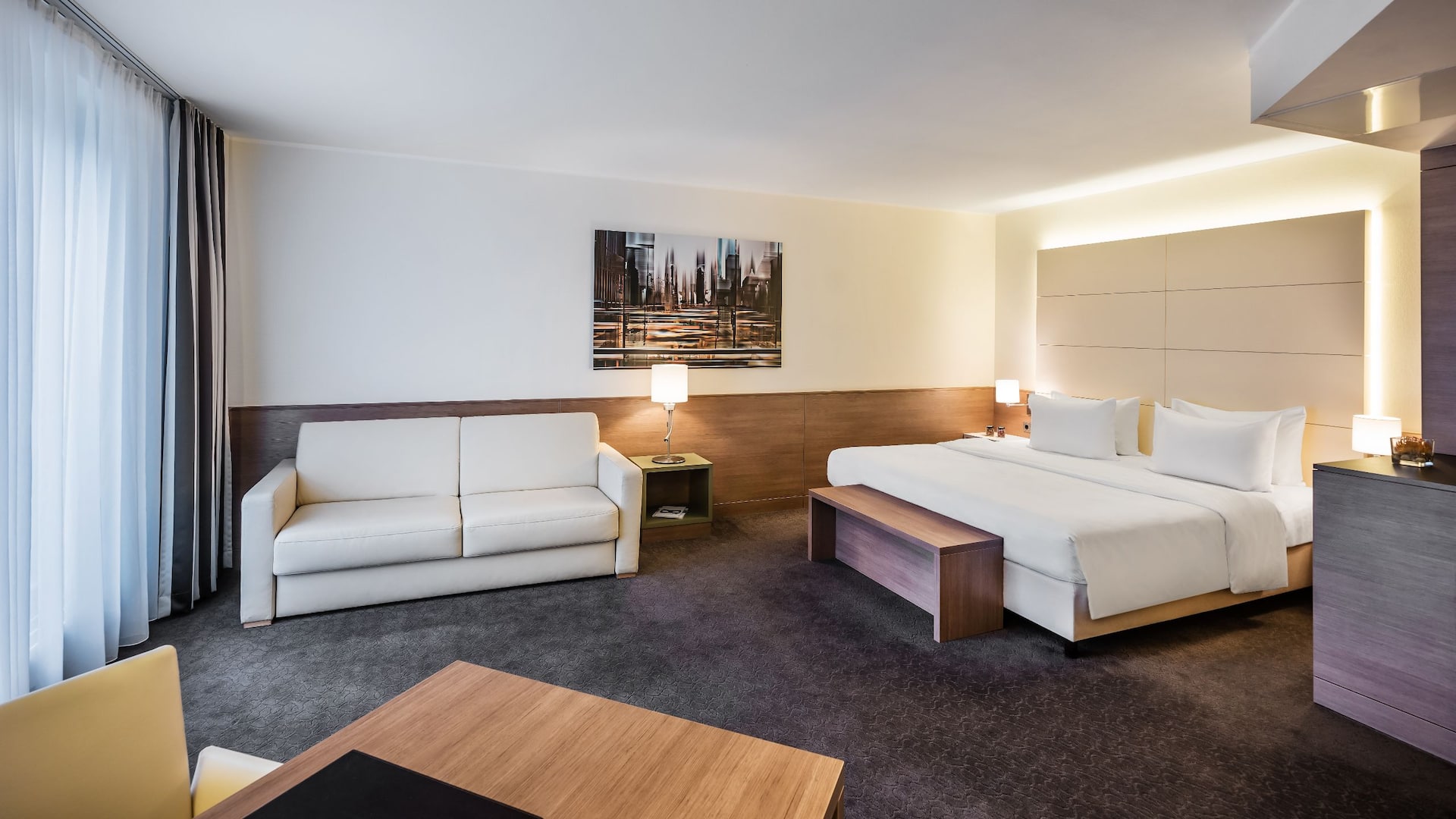 Lindner Hotel Düsseldorf Airport Park Sleep & Fly www.hyatt.com