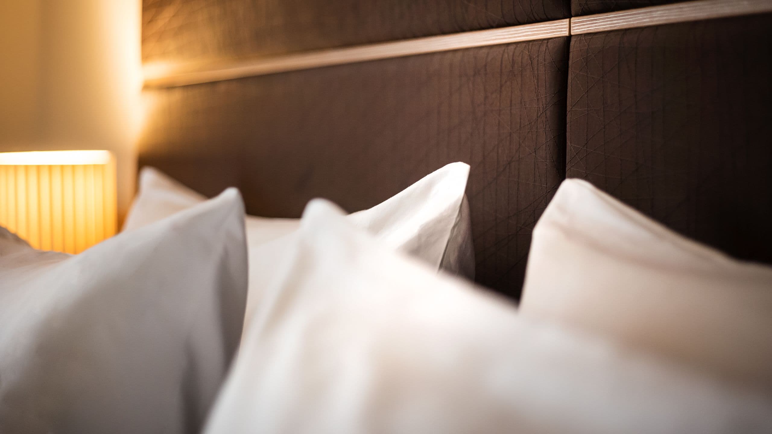 1 of 8 Lindner Hotel Airport King Bed Studio Pillow