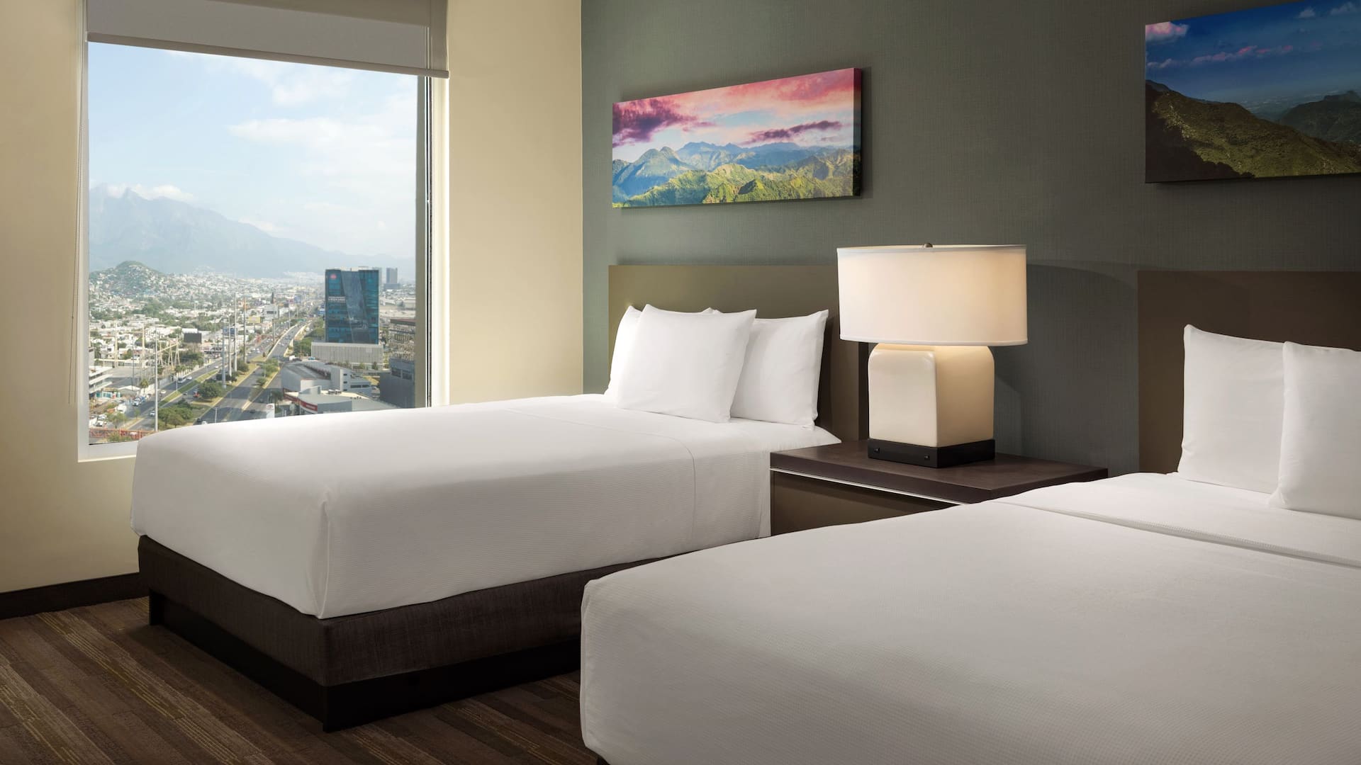 Hyatt House Monterrey Valle / San Pedro Studio Queen Layout