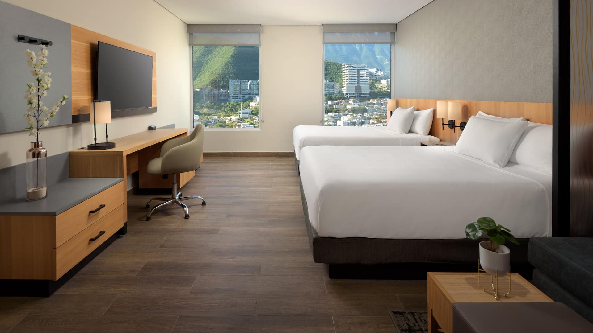 Hyatt Place Monterrey Valle Queen Wide View