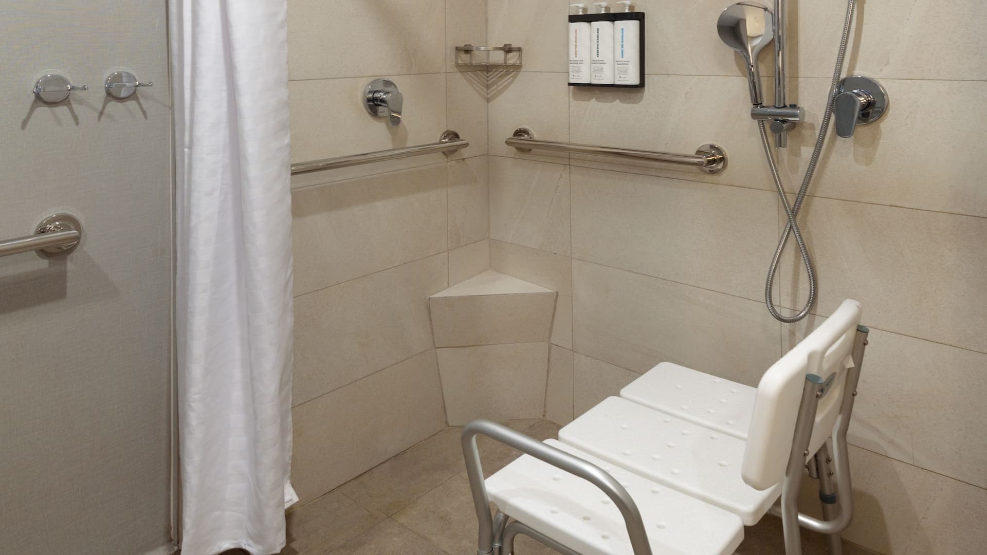 2 von 2 Hyatt Place Monterrey Valle Accessible Roll In Shower Chair