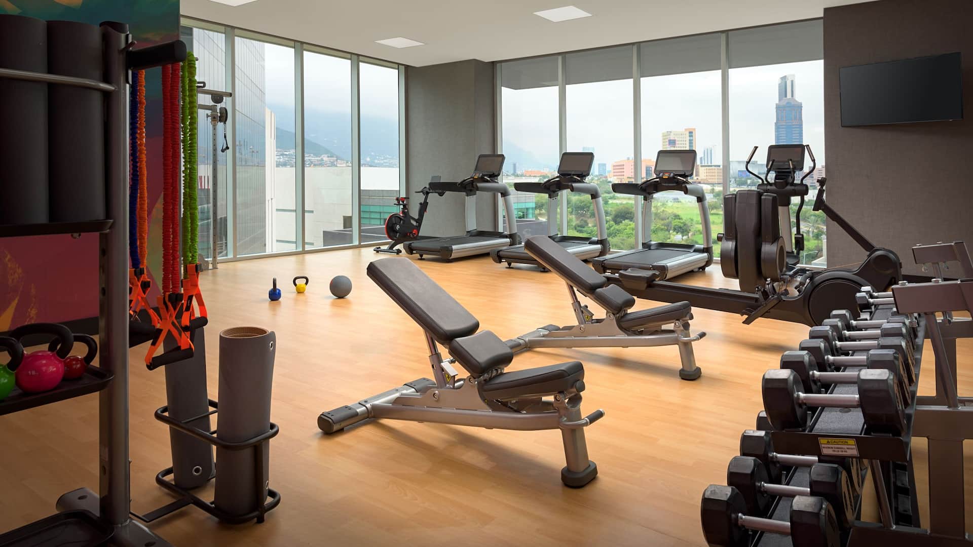 Hyatt Place Monterrey Valle Fitness Center