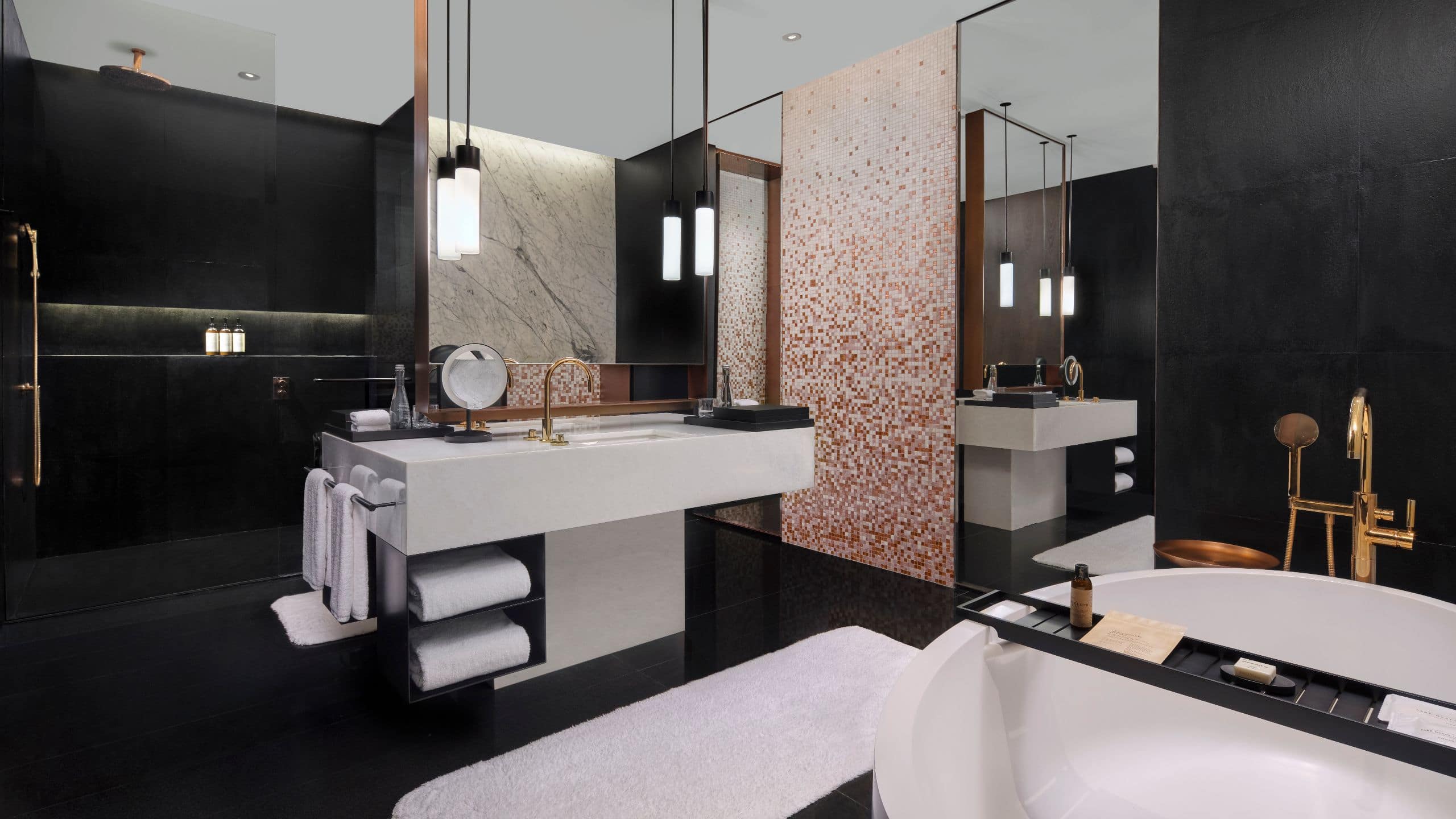 3 of 4 Park Hyatt Jakarta Presidential Suite Bathroom Bathub